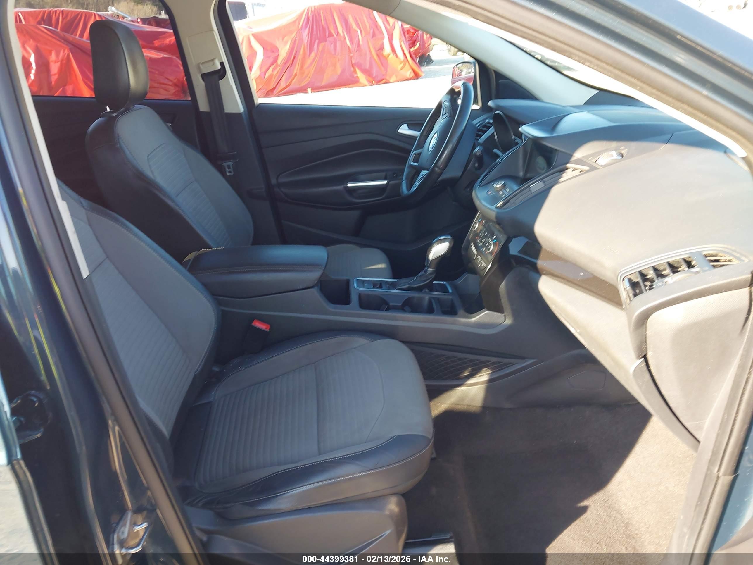 FORD ESCAPE image 5