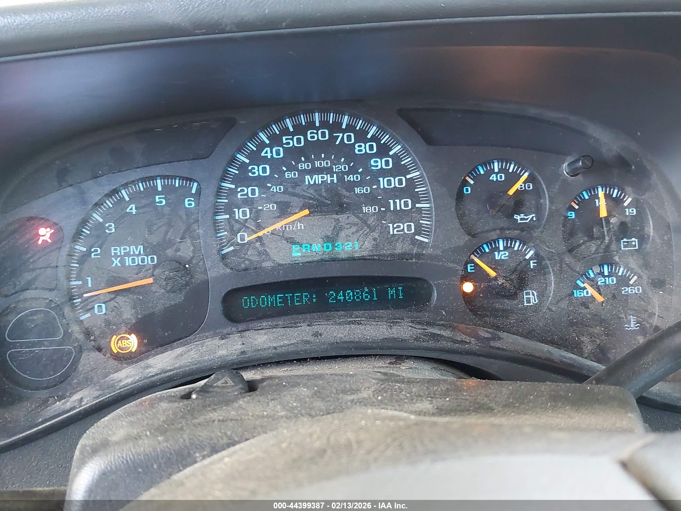 CHEVROLET SILVERADO image 7
