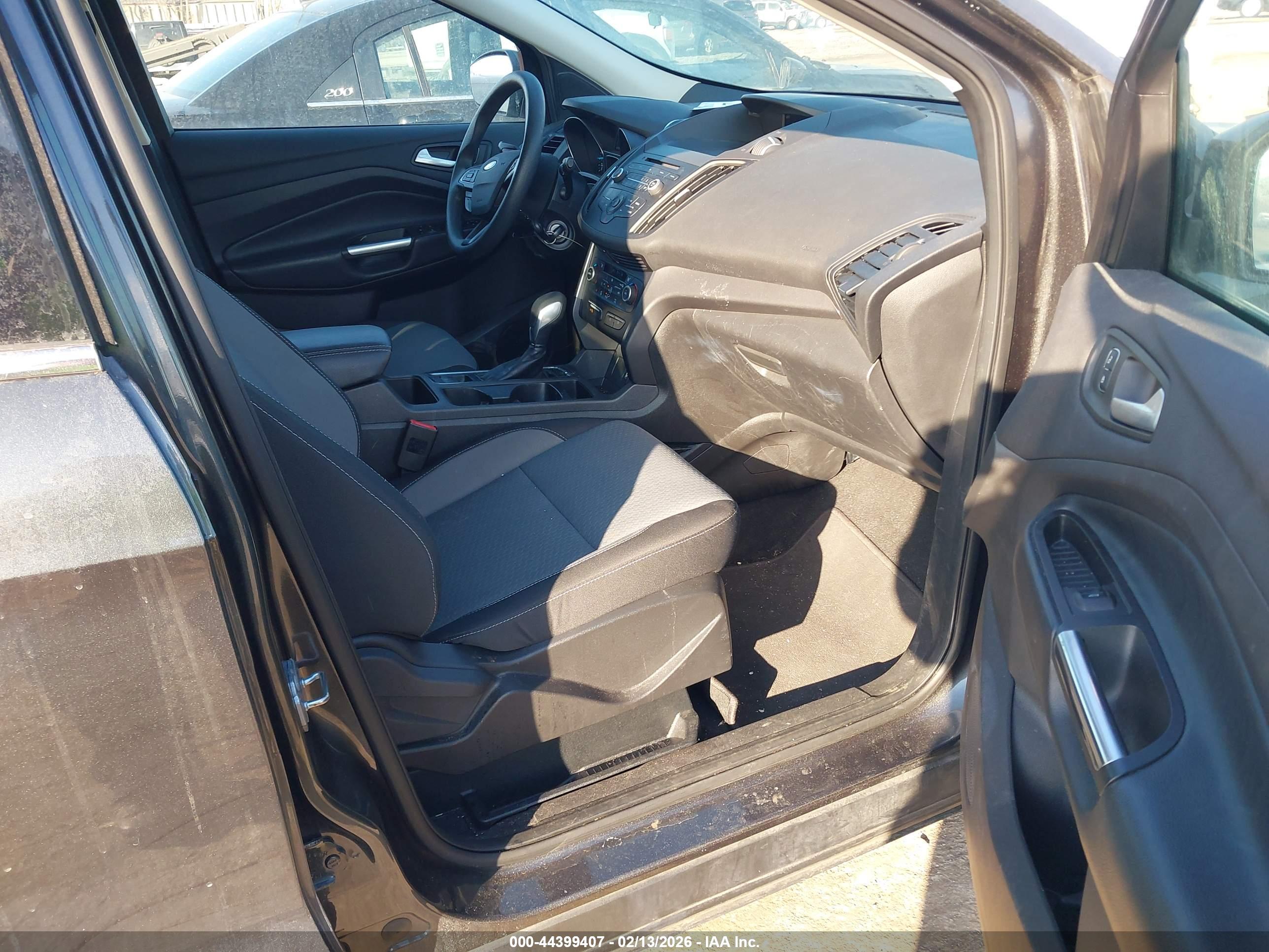 FORD ESCAPE image 5