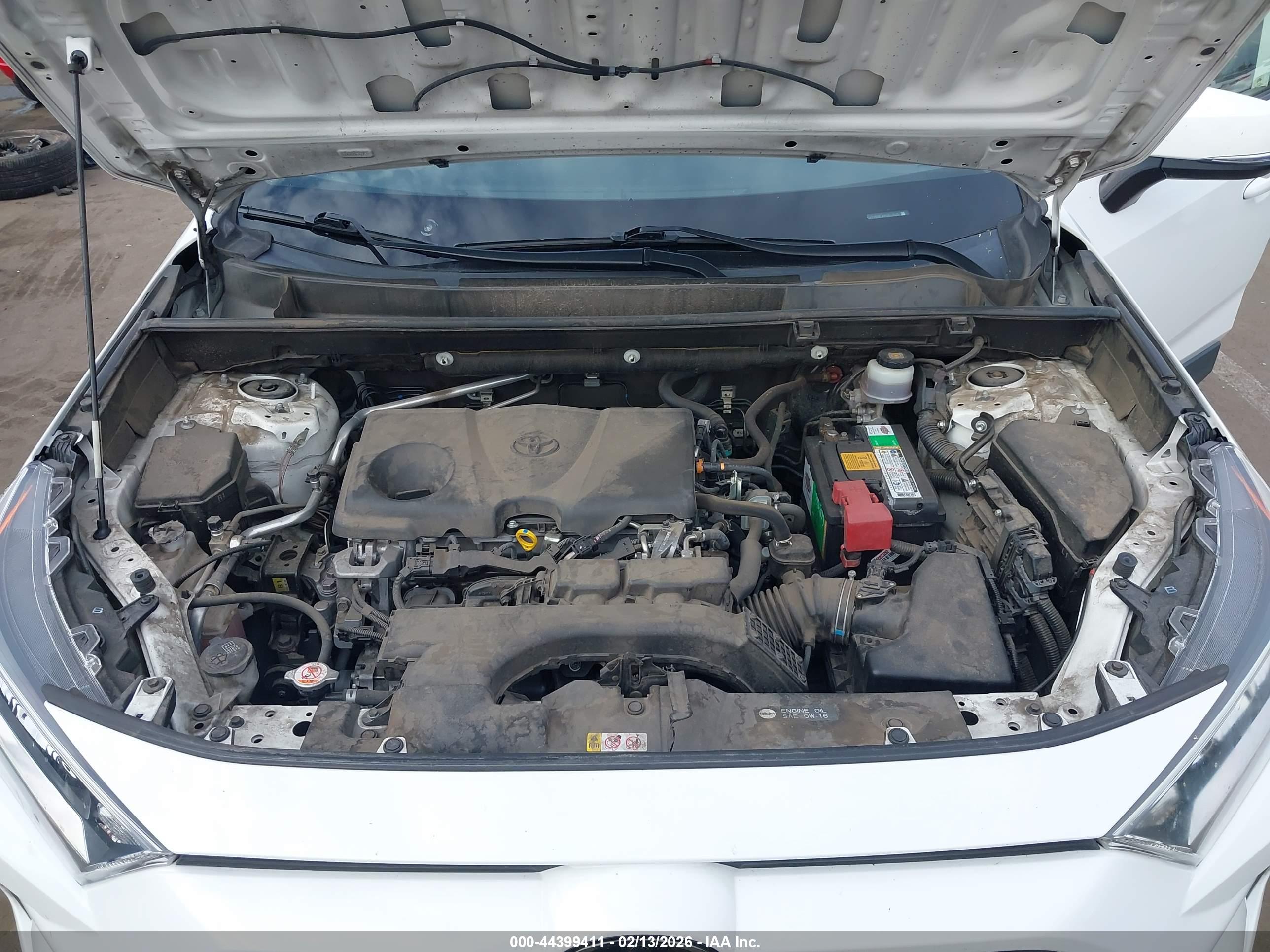 TOYOTA RAV4 image 10