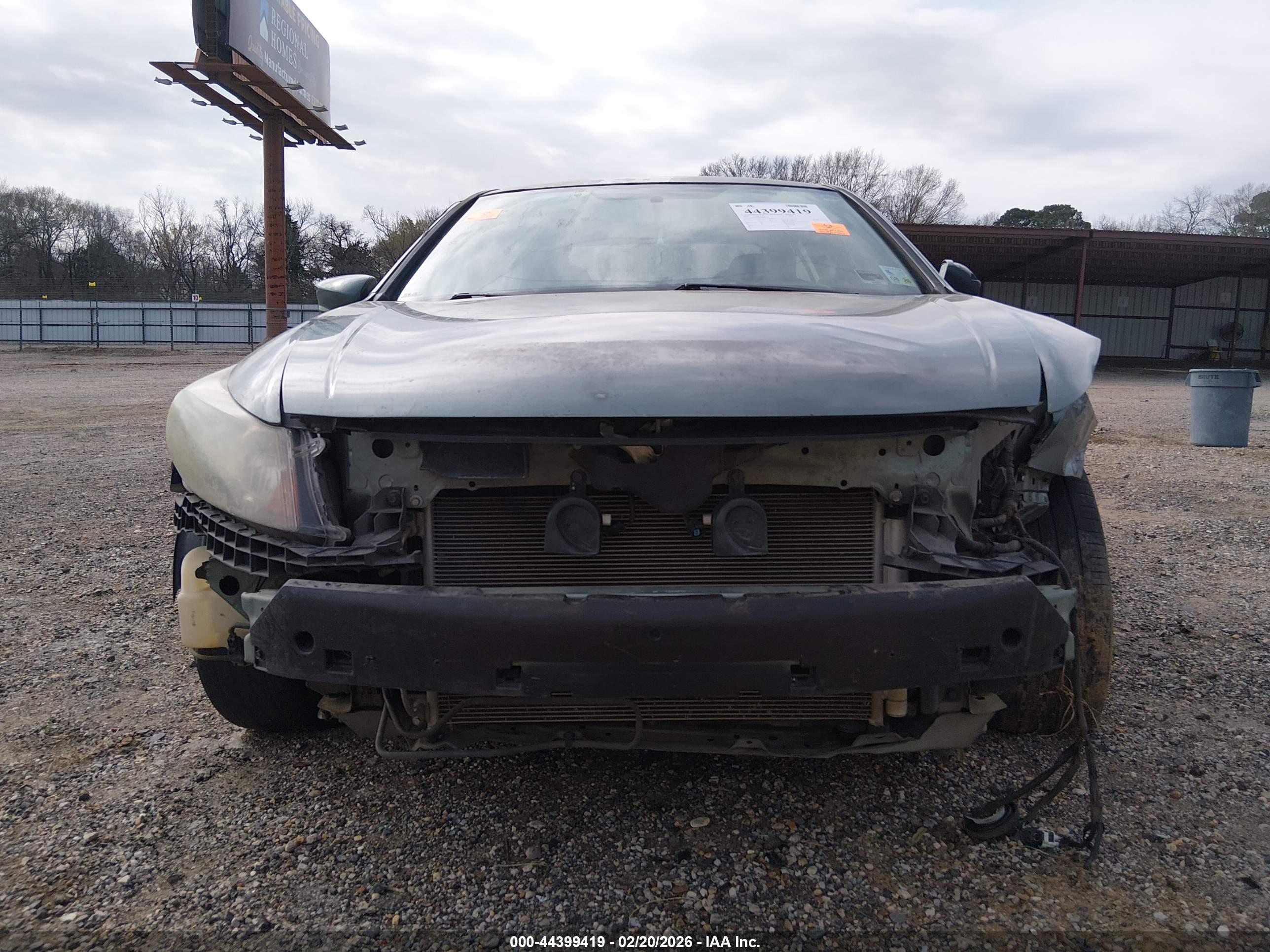 HONDA ACCORD image 6