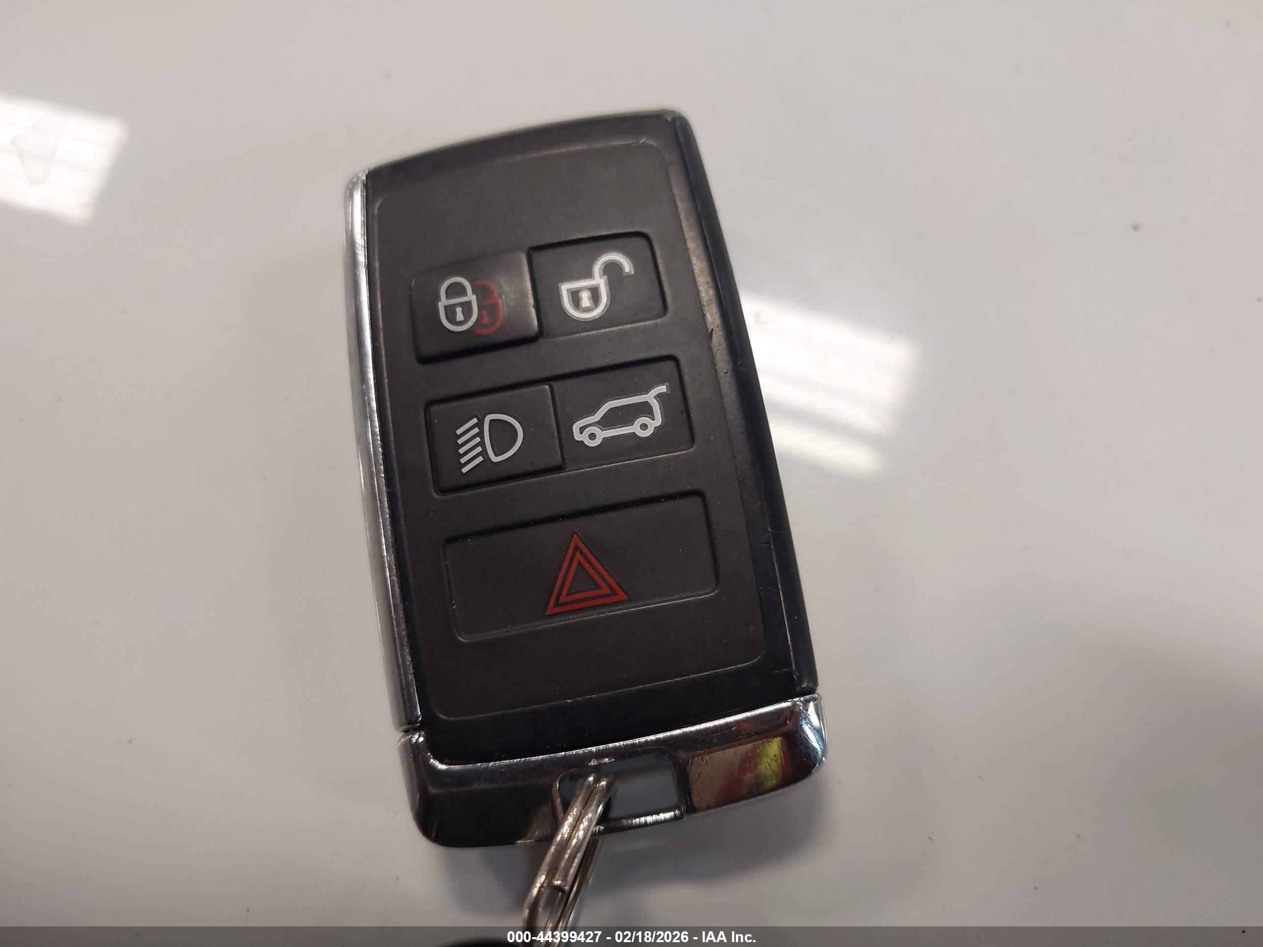 JAGUAR E-PACE image 11