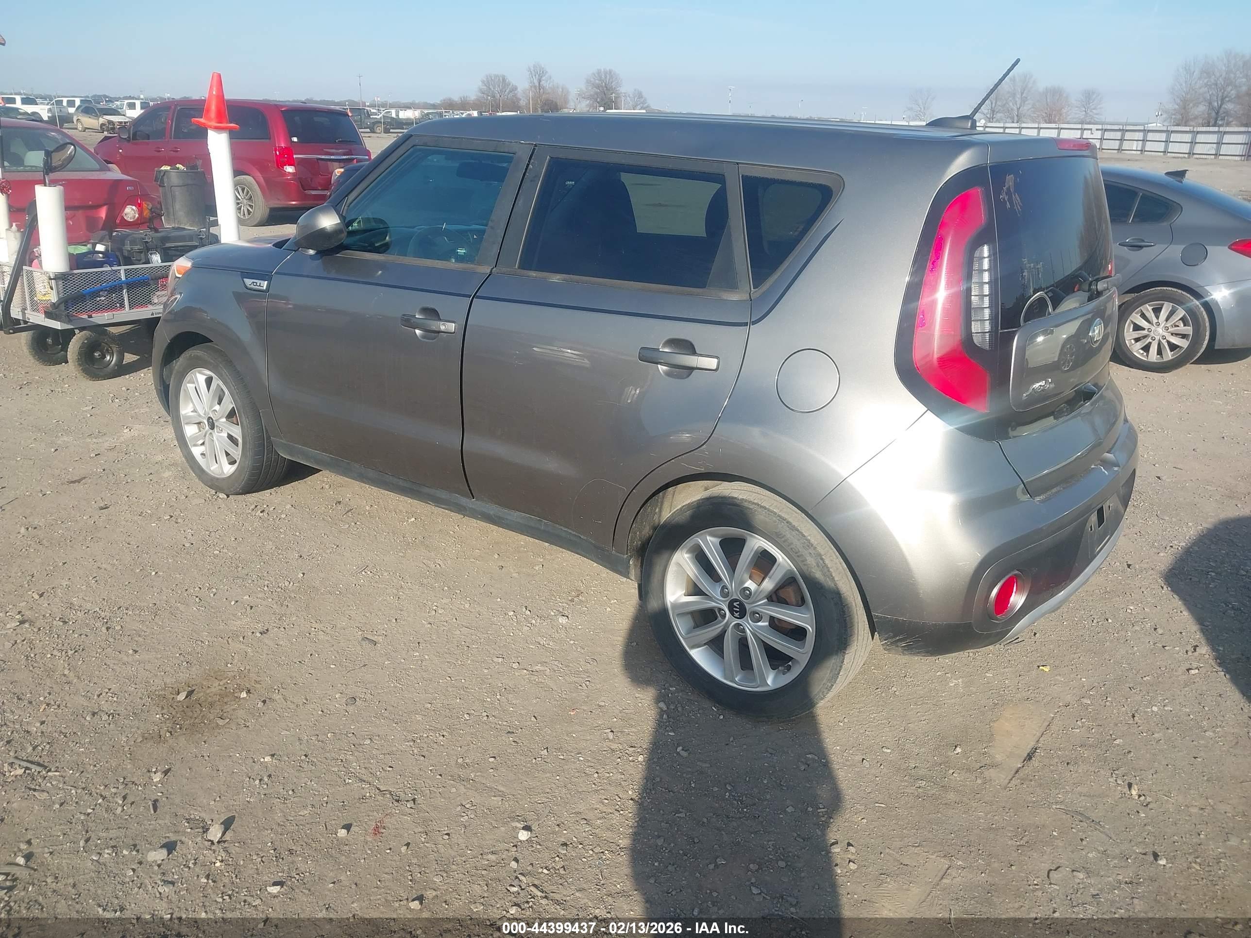 KIA SOUL image 3