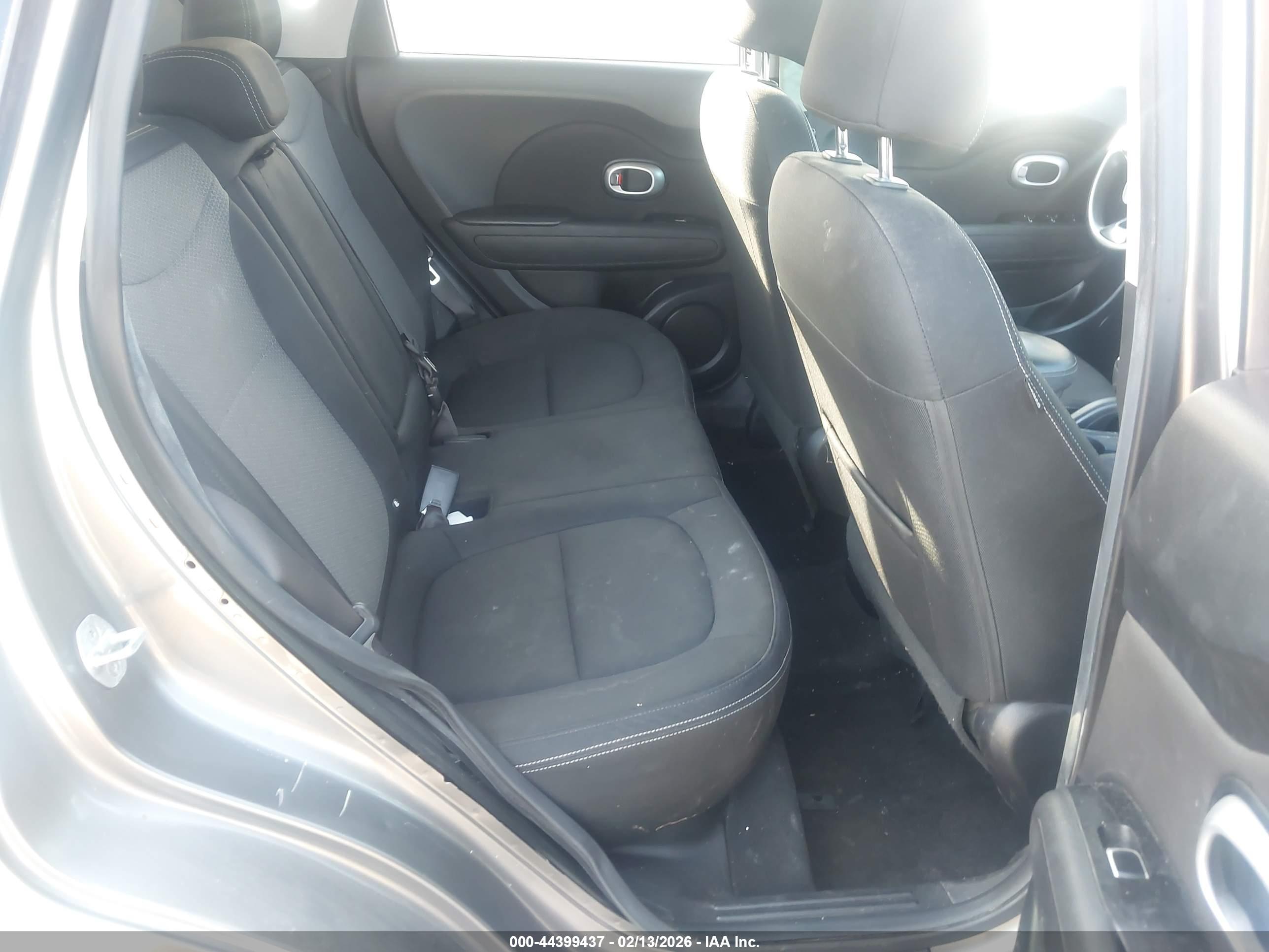 KIA SOUL image 8