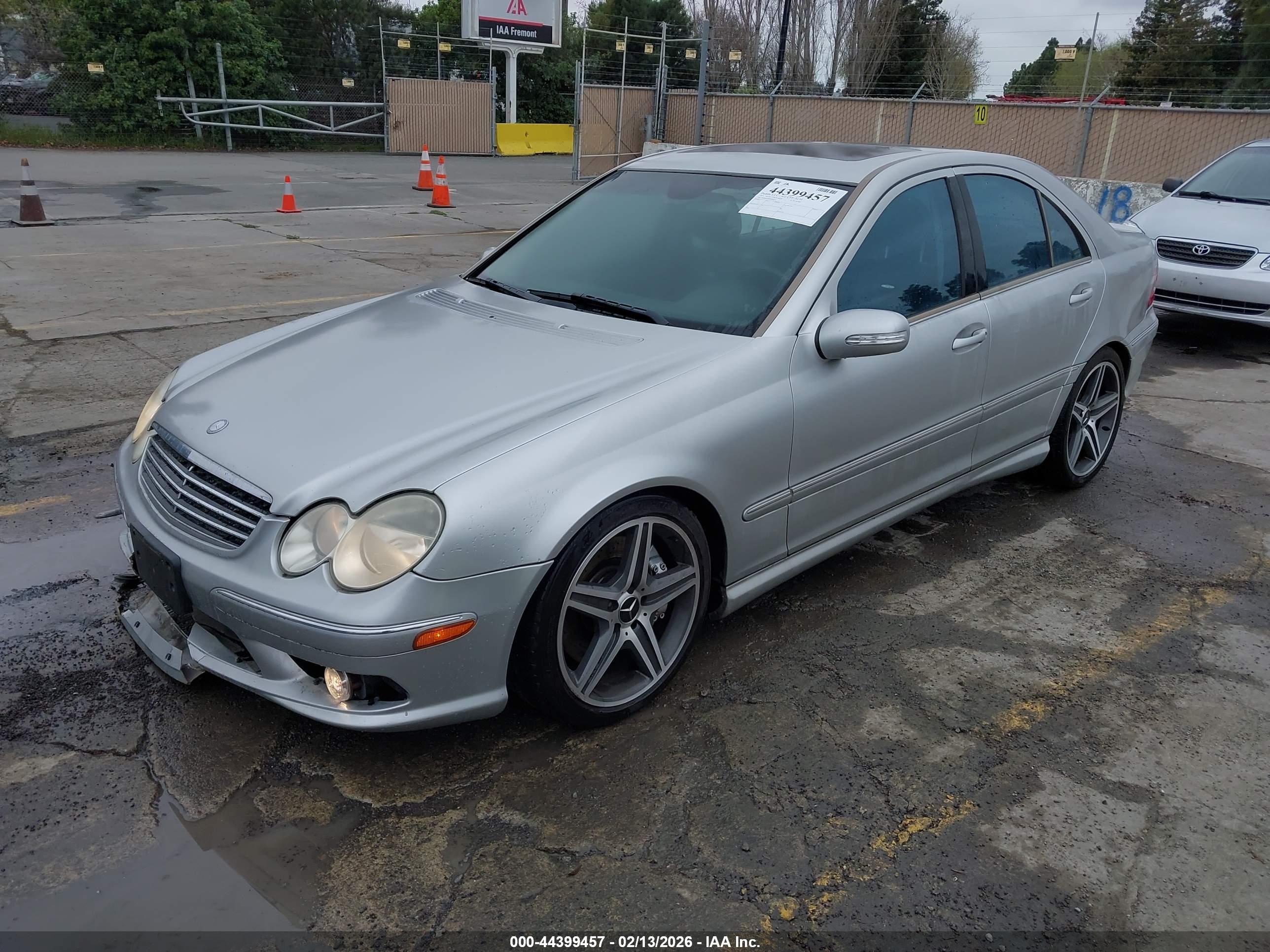 MERCEDES-BENZ C image 2