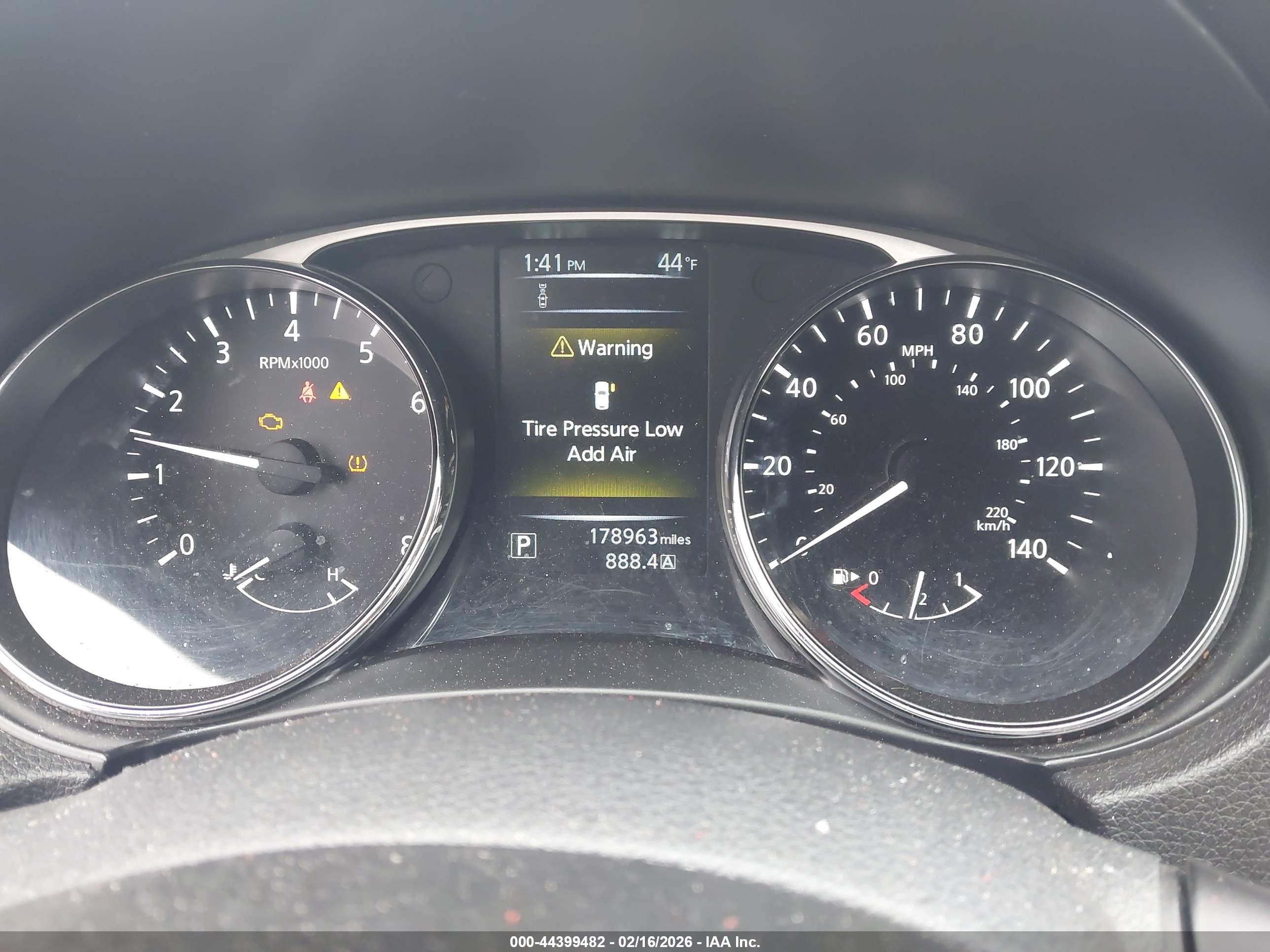 NISSAN ROGUE image 7
