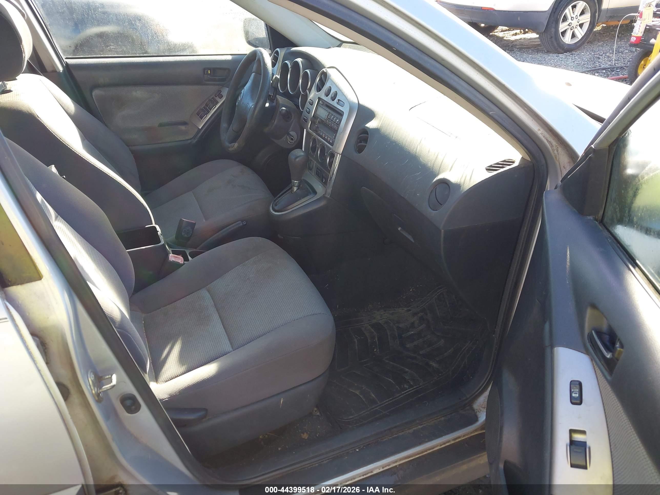 PONTIAC VIBE image 5
