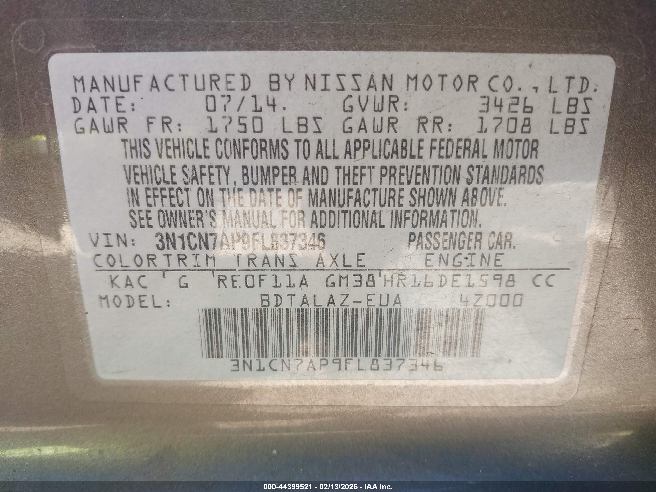 NISSAN VERSA image 9