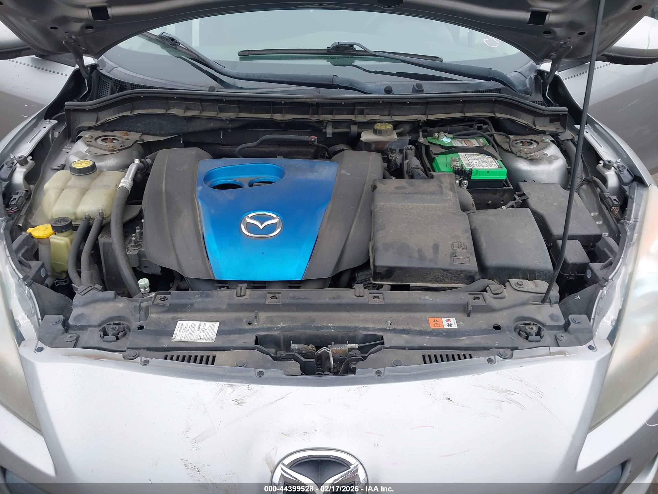 MAZDA MAZDA3 image 10