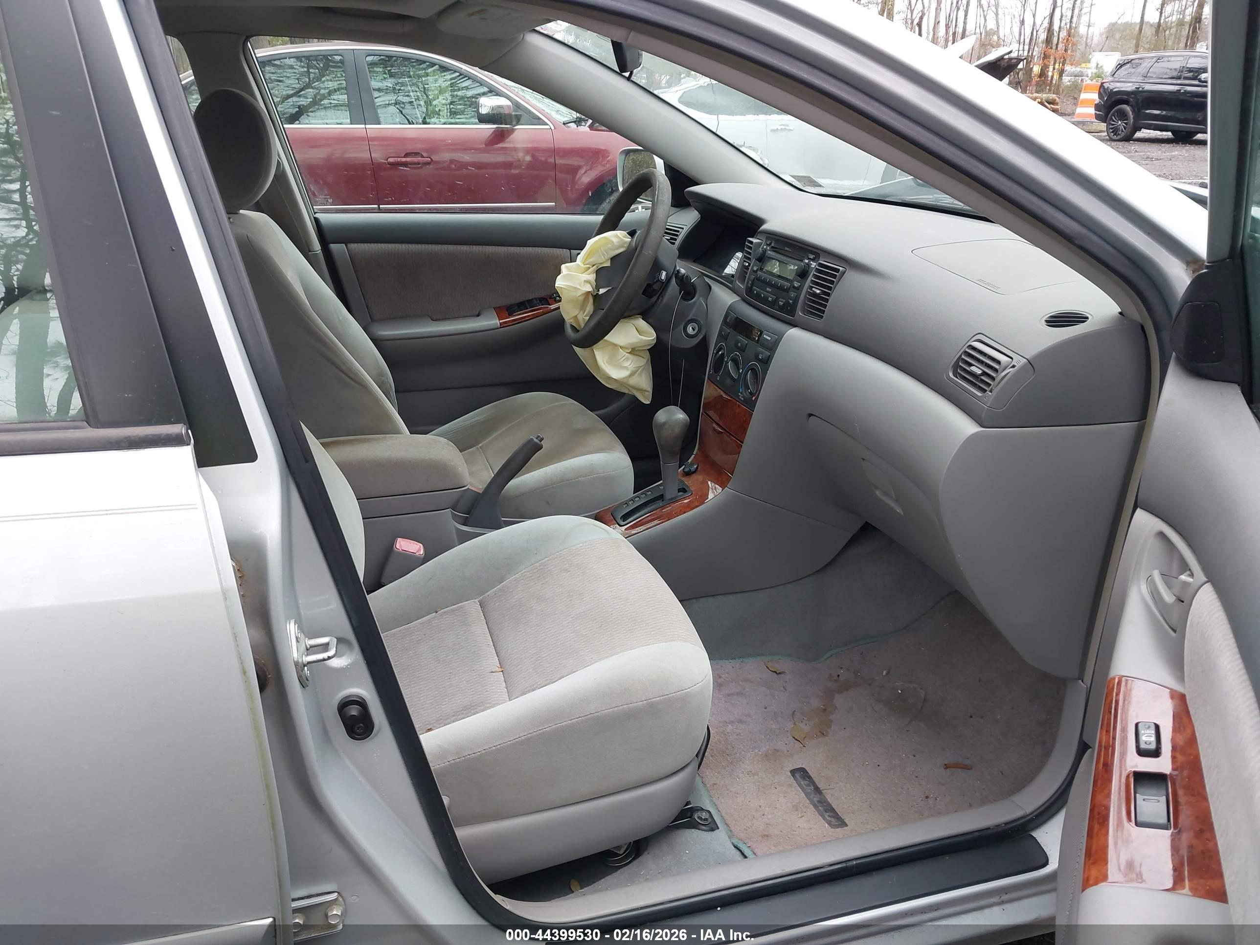 TOYOTA COROLLA image 5