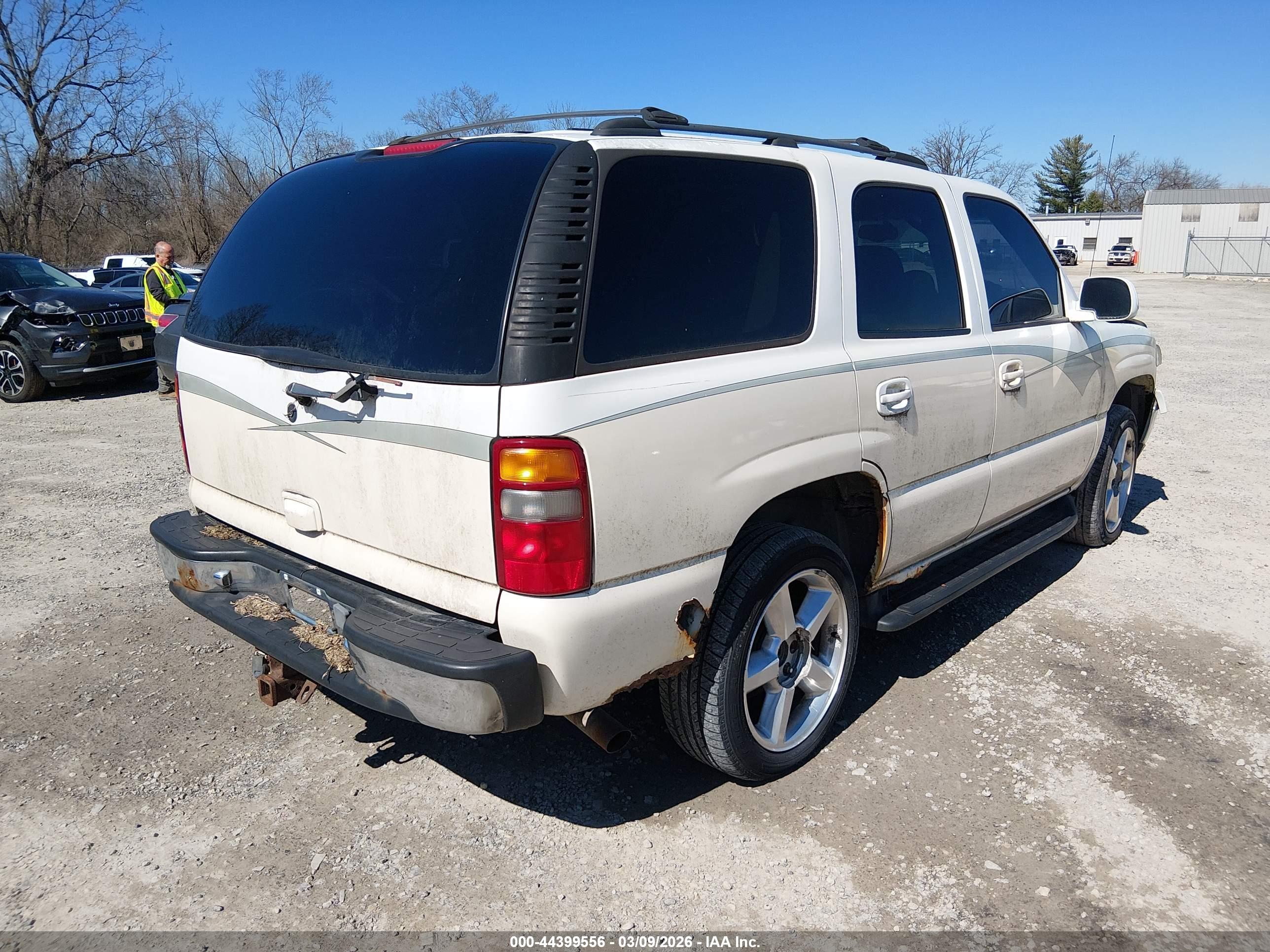 CHEVROLET TAHOE image 4