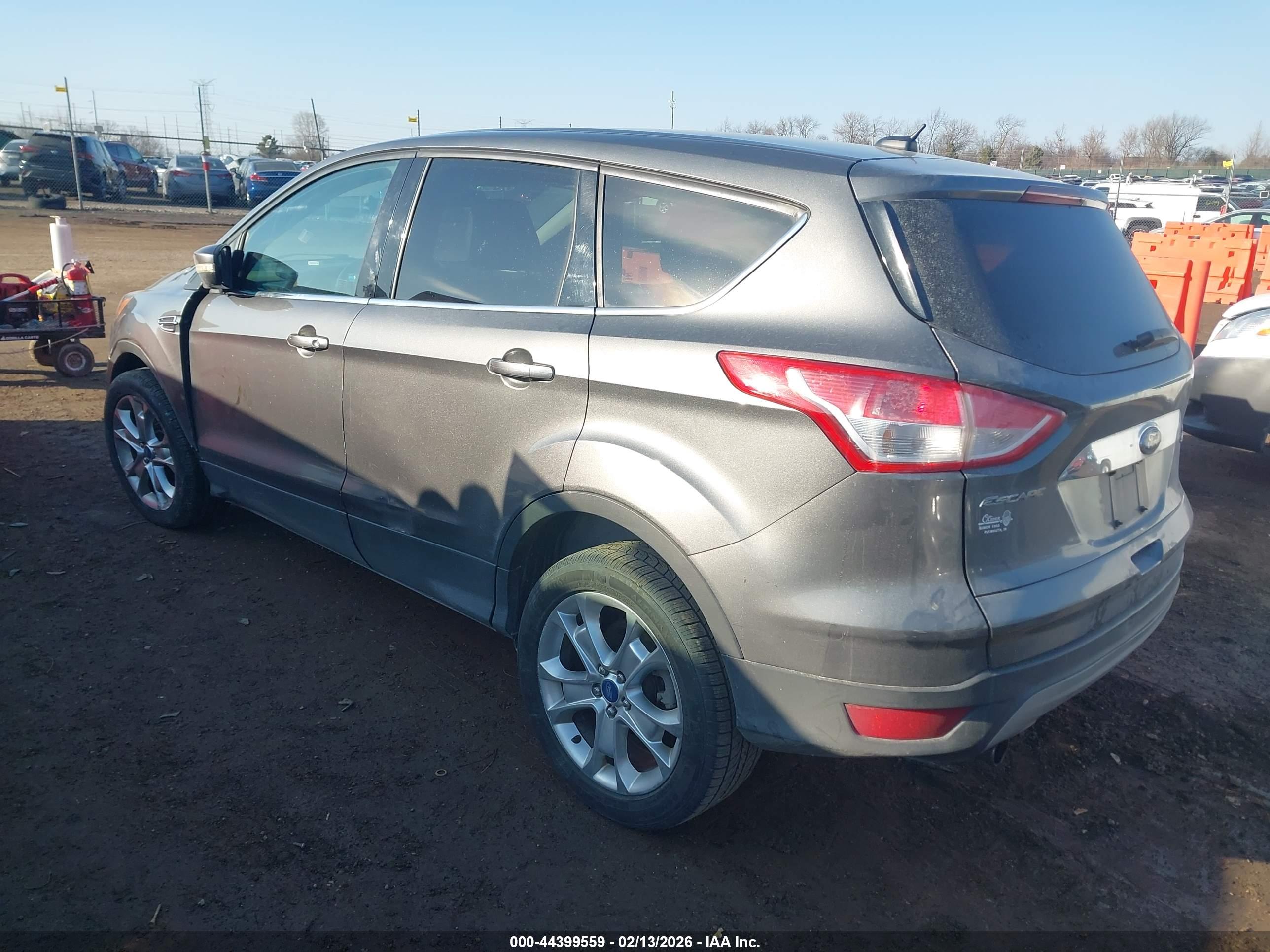 FORD ESCAPE image 3
