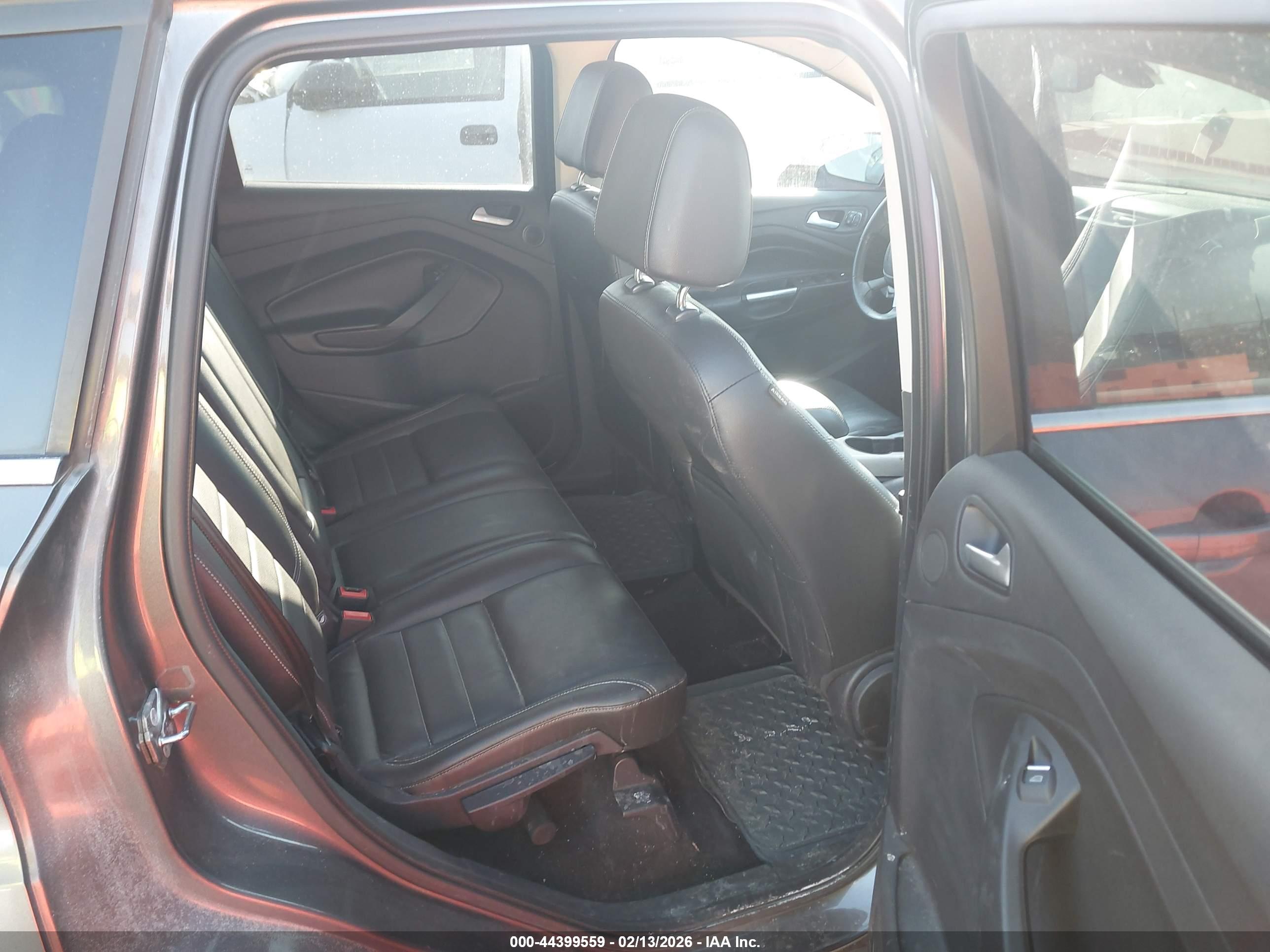 FORD ESCAPE image 8