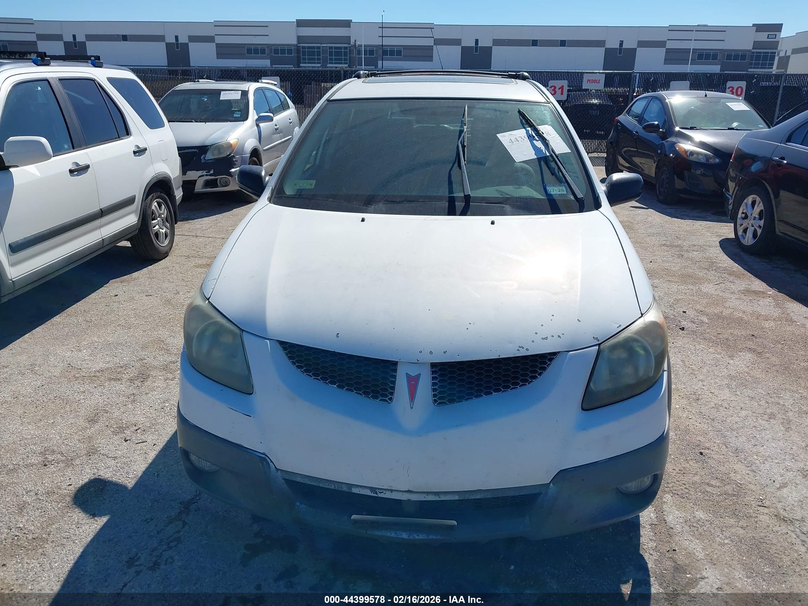 PONTIAC VIBE image 6