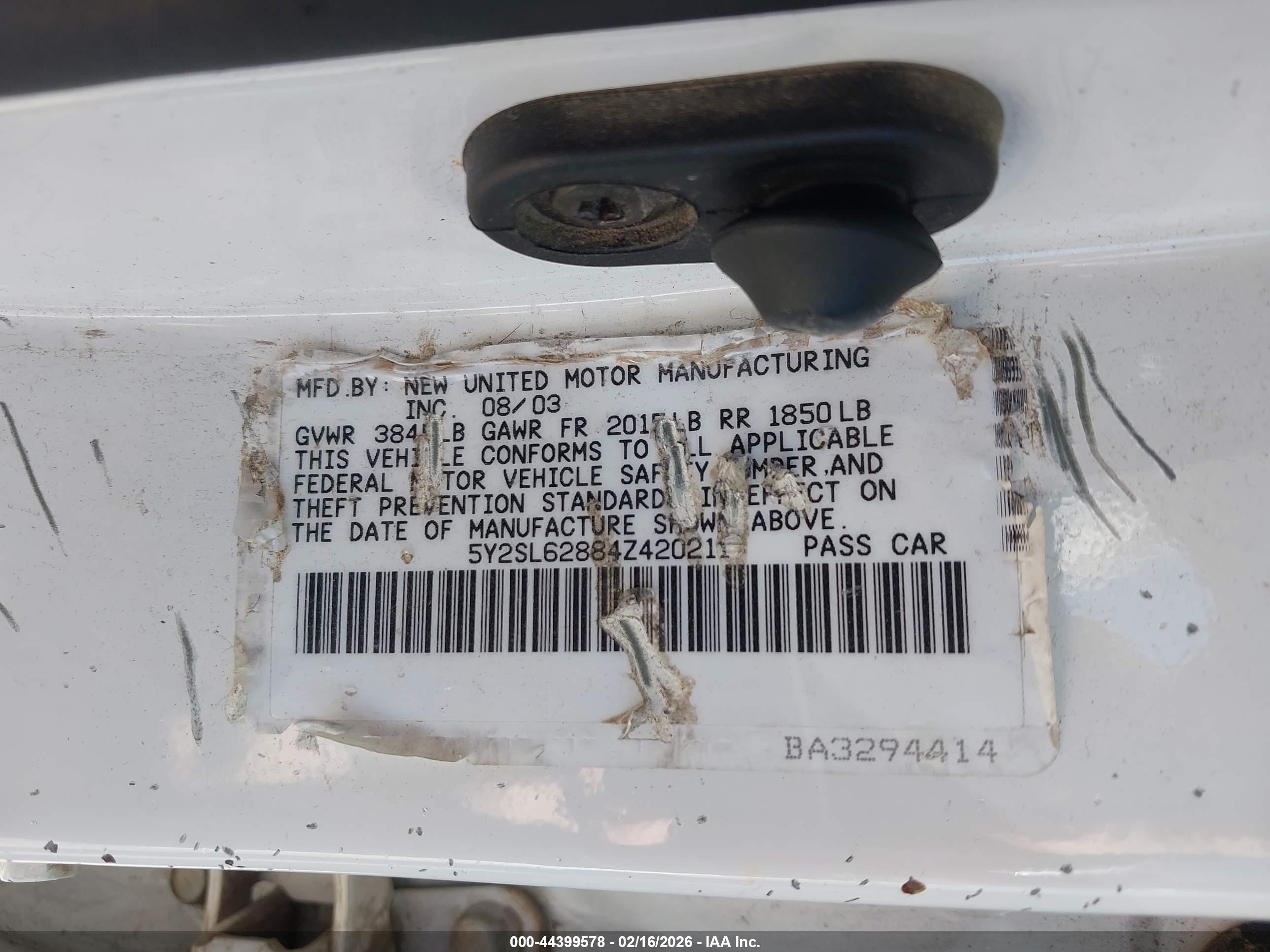 PONTIAC VIBE image 9