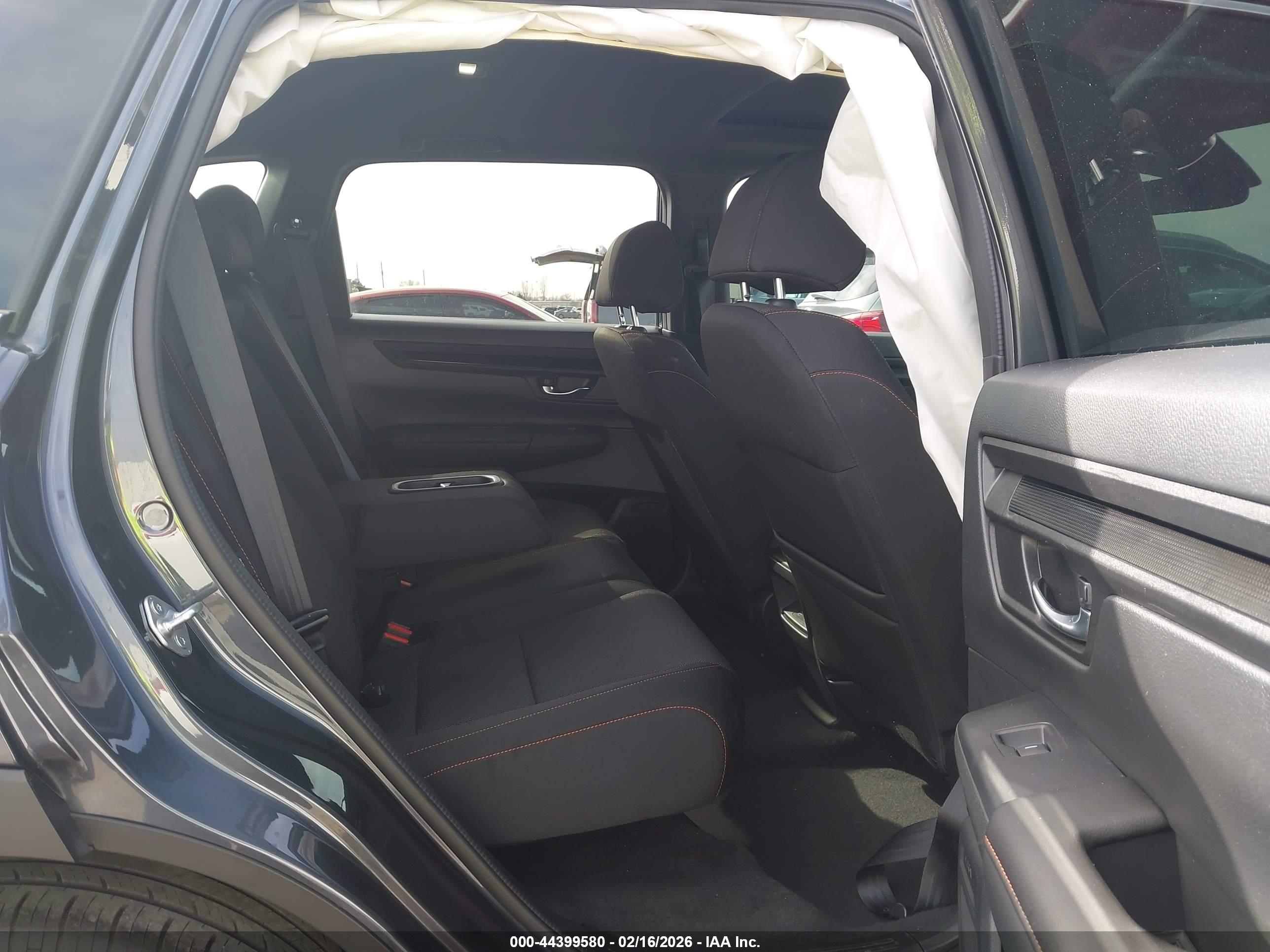 HONDA CR-V image 8