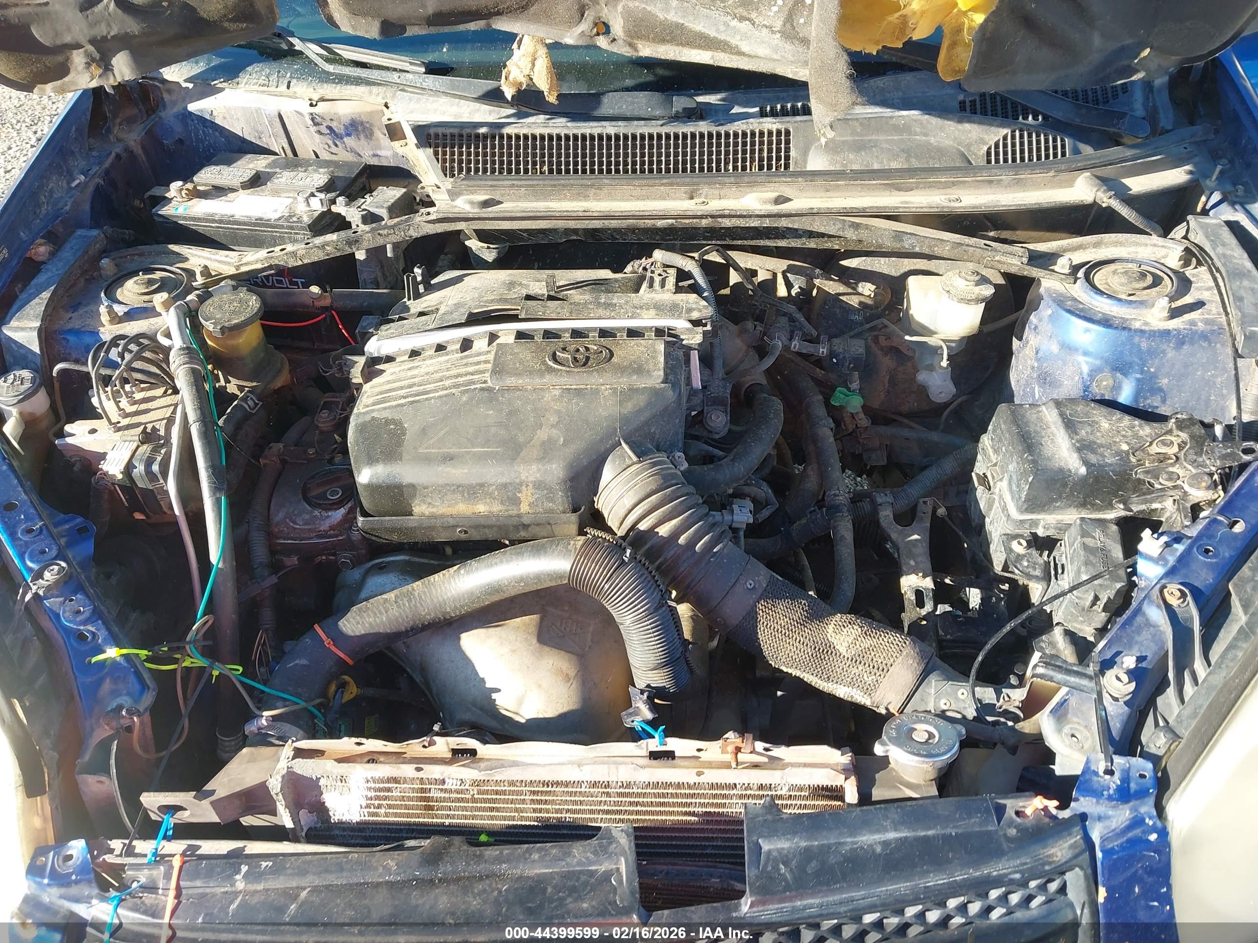 TOYOTA RAV4 image 10