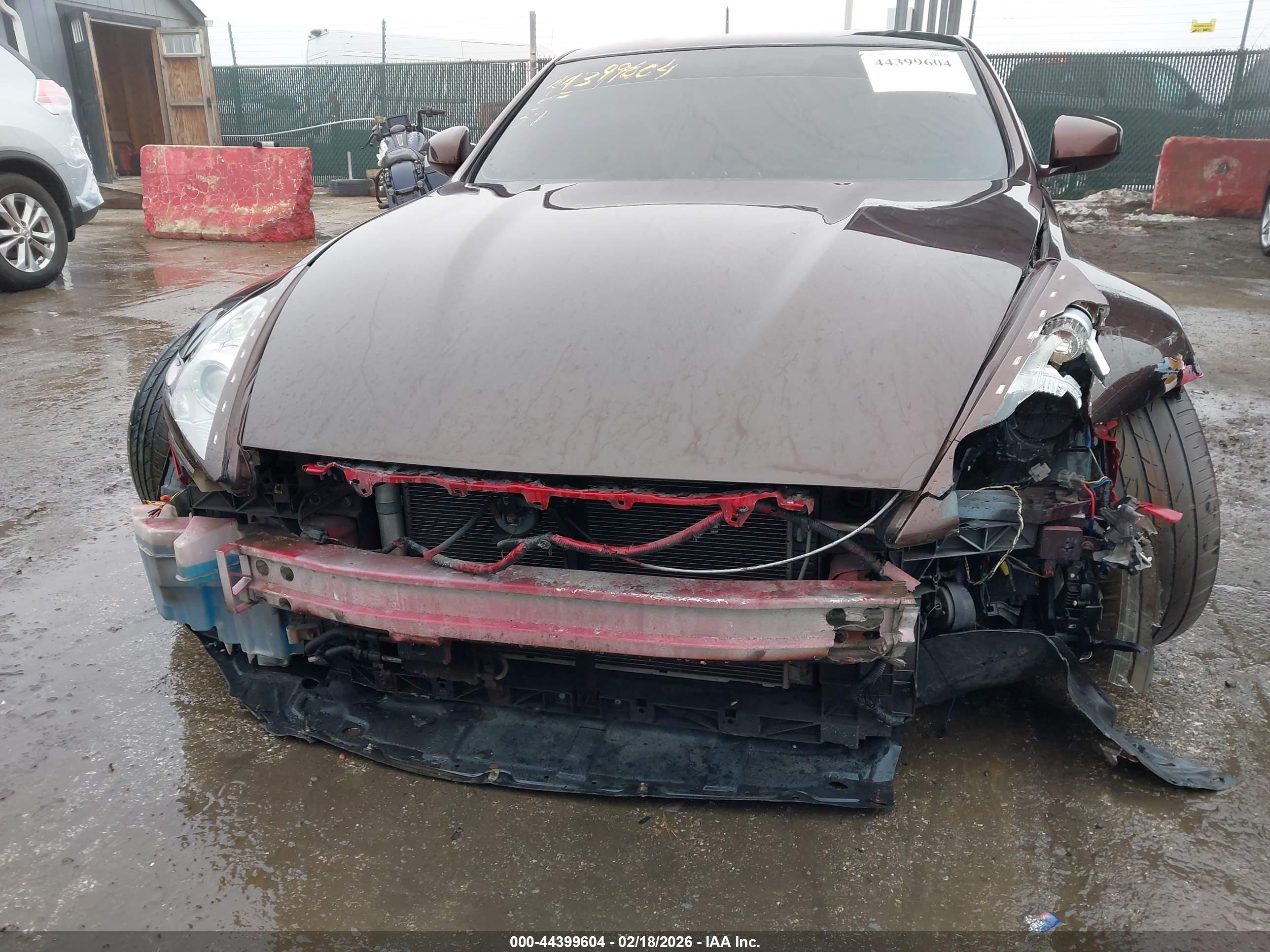 NISSAN 370Z image 6