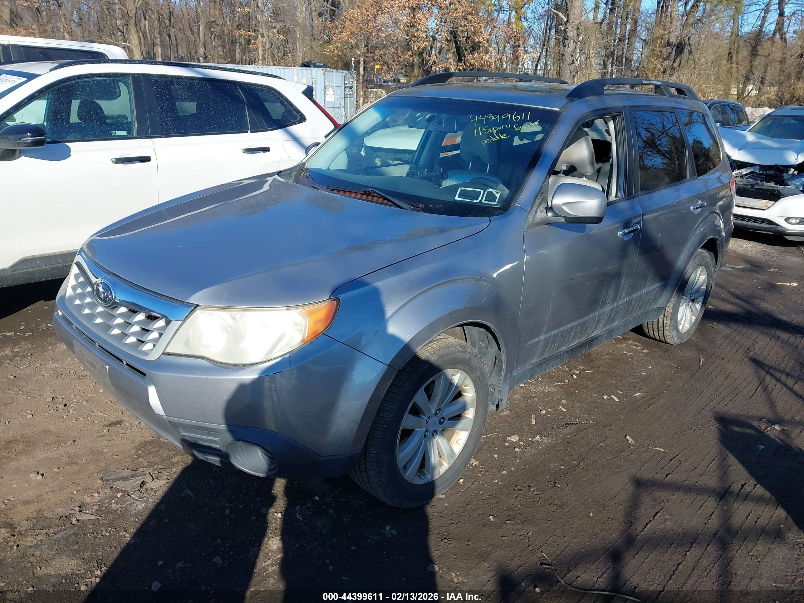 SUBARU FORESTER image 2