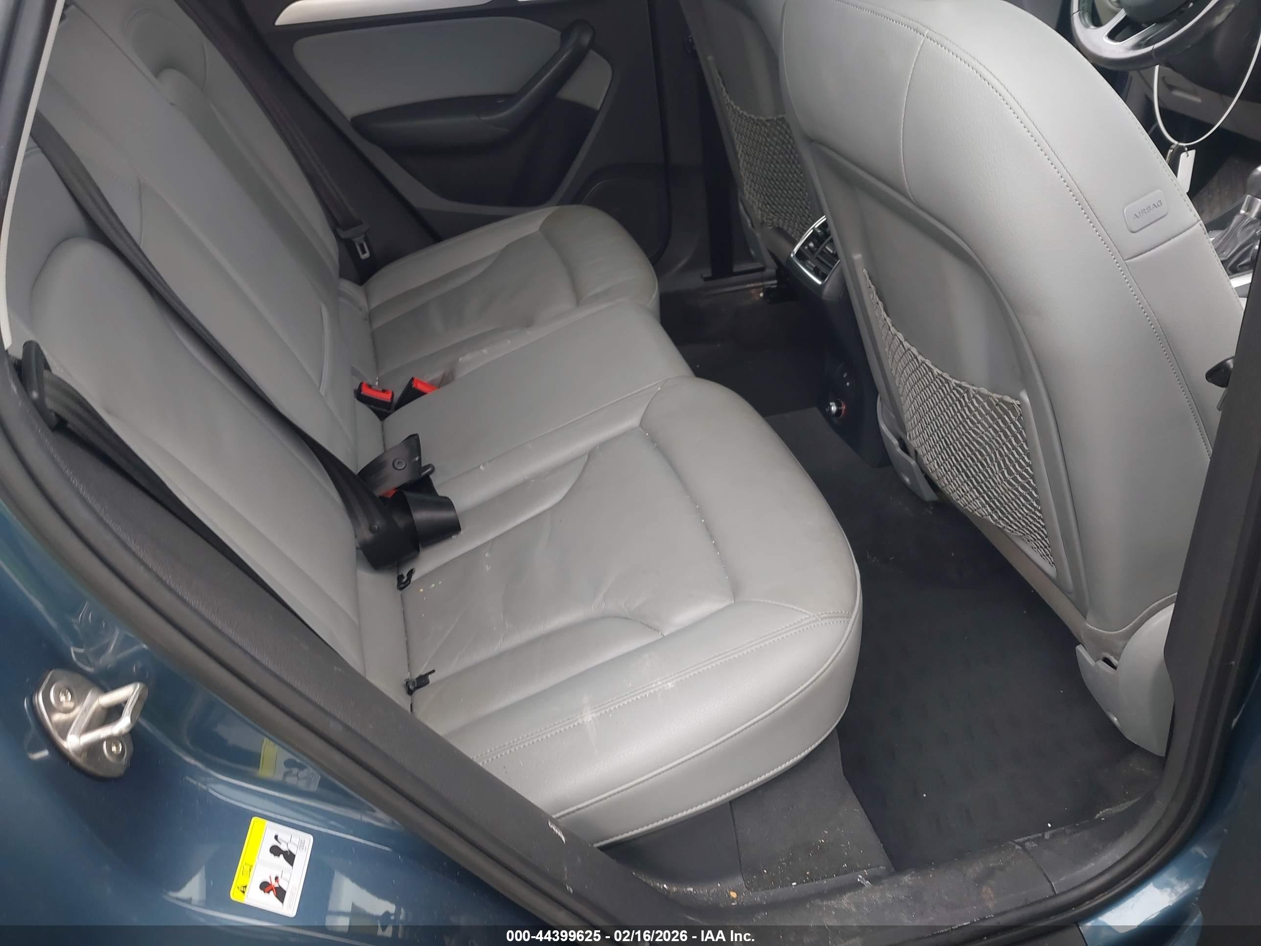 AUDI Q3 image 8