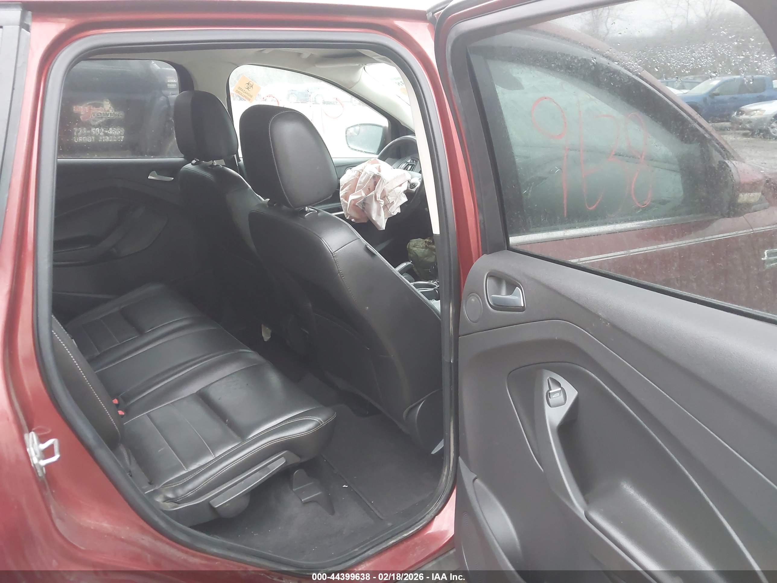 FORD ESCAPE image 8