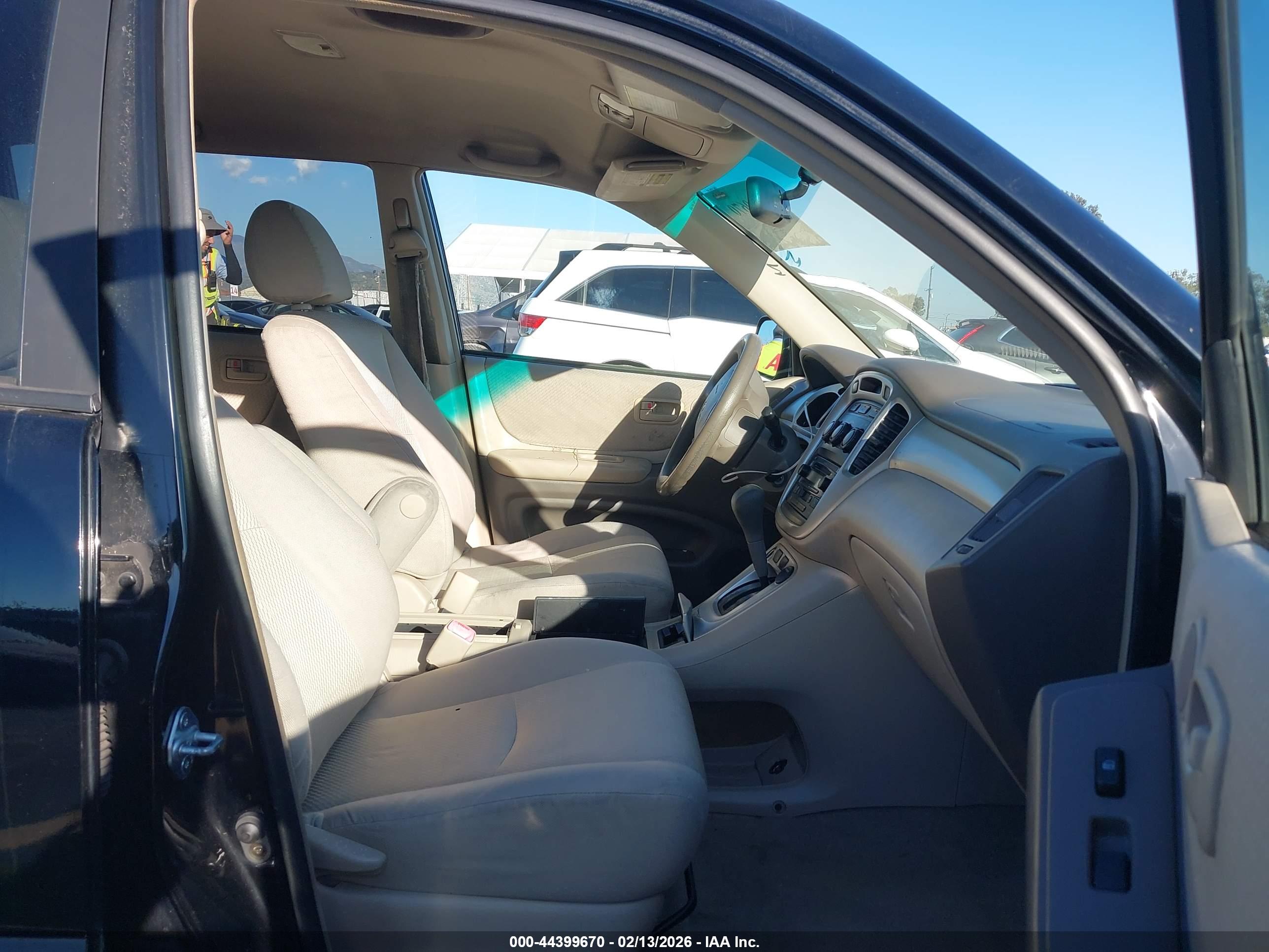TOYOTA HIGHLANDER image 5