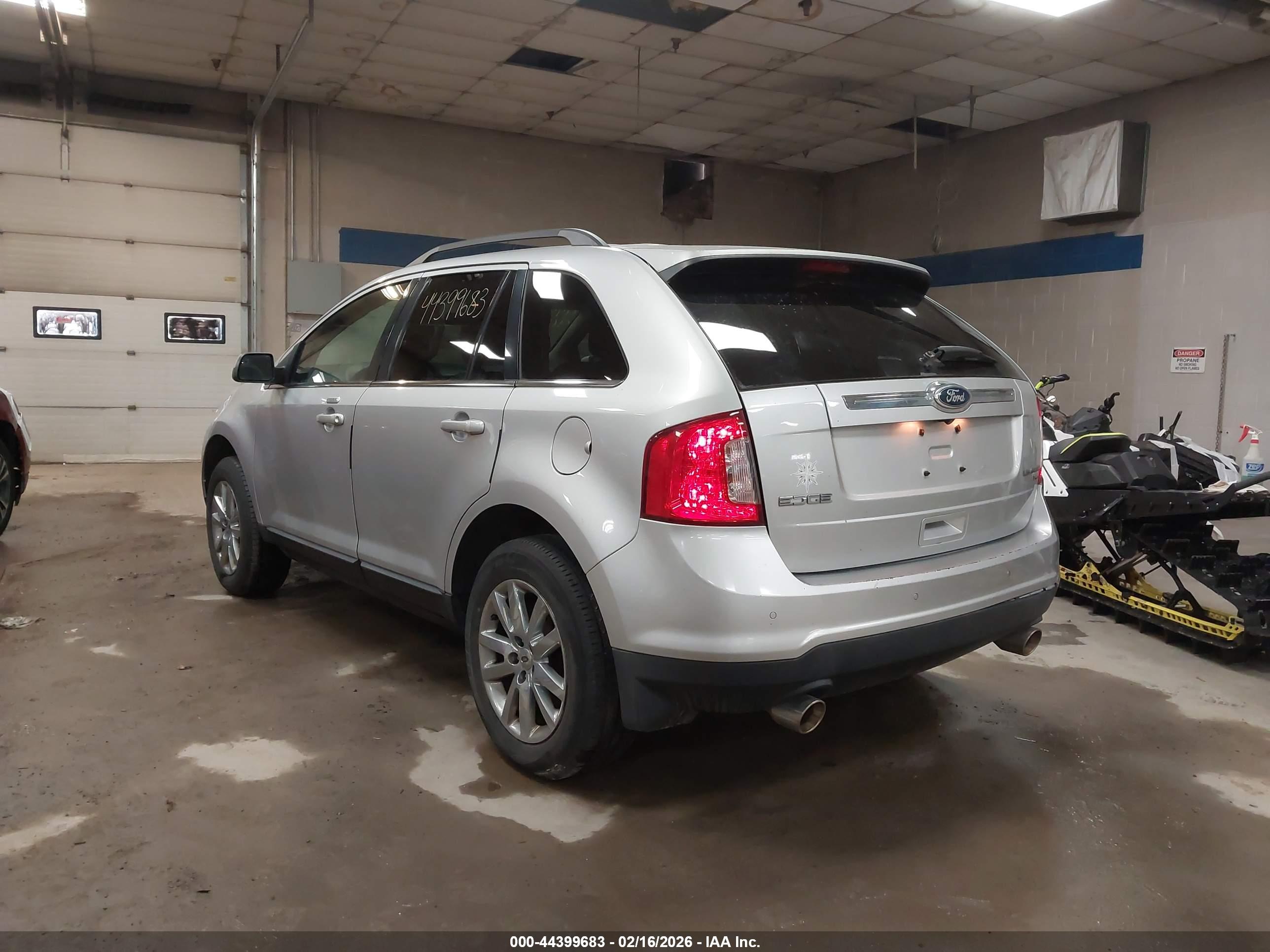 FORD EDGE image 3