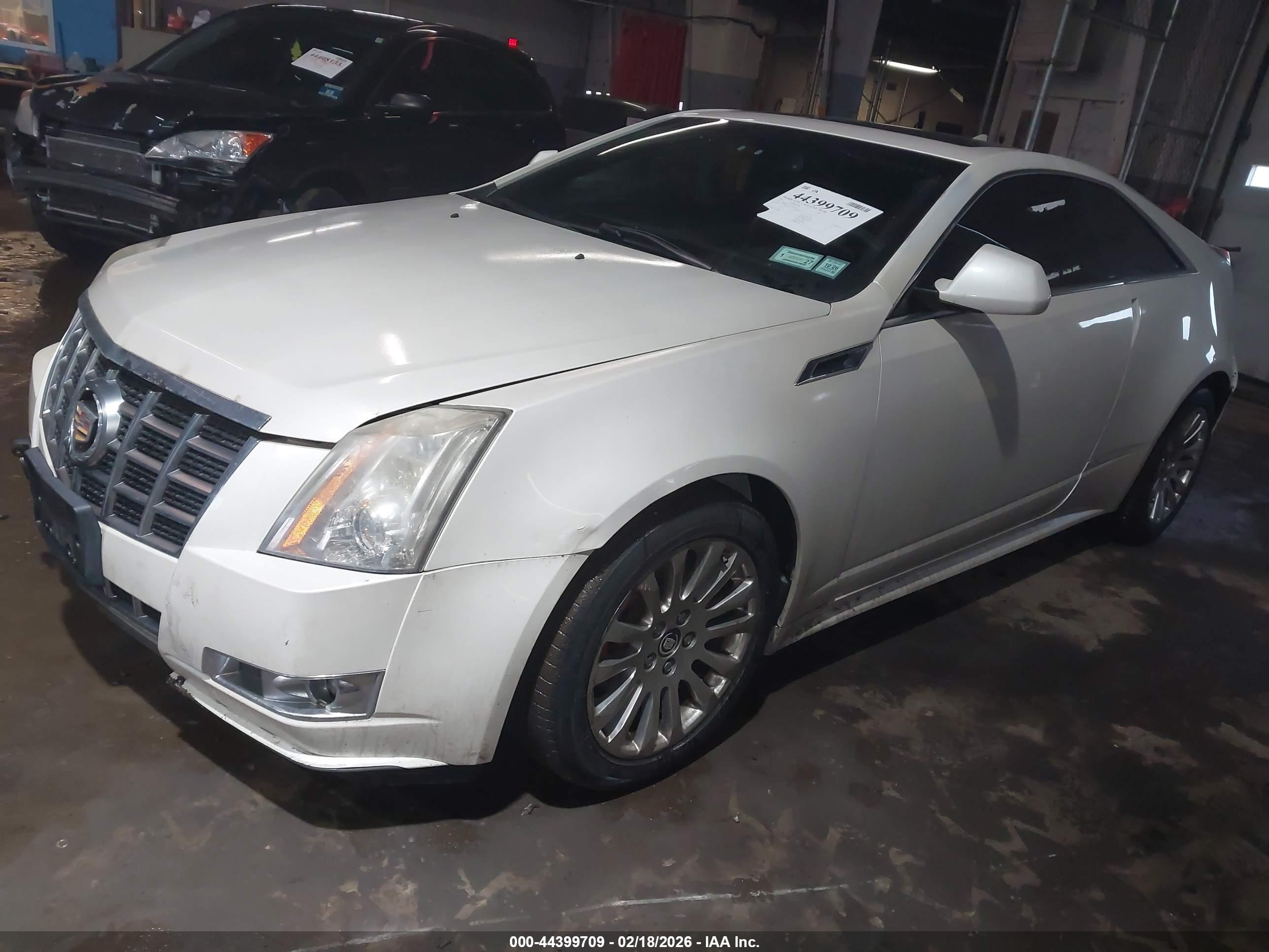CADILLAC CTS image 2
