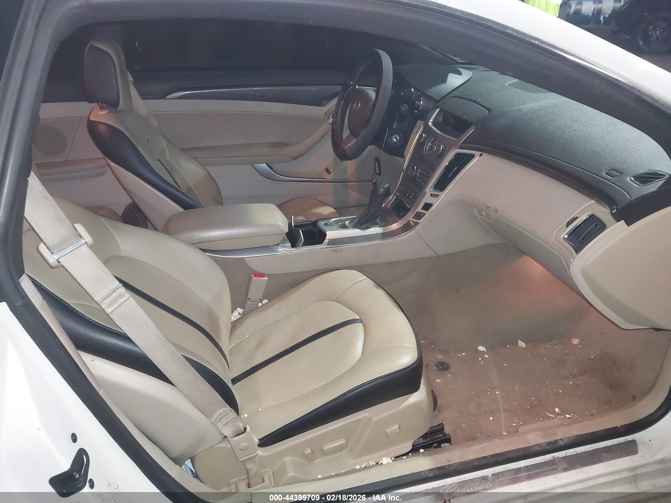 CADILLAC CTS image 5