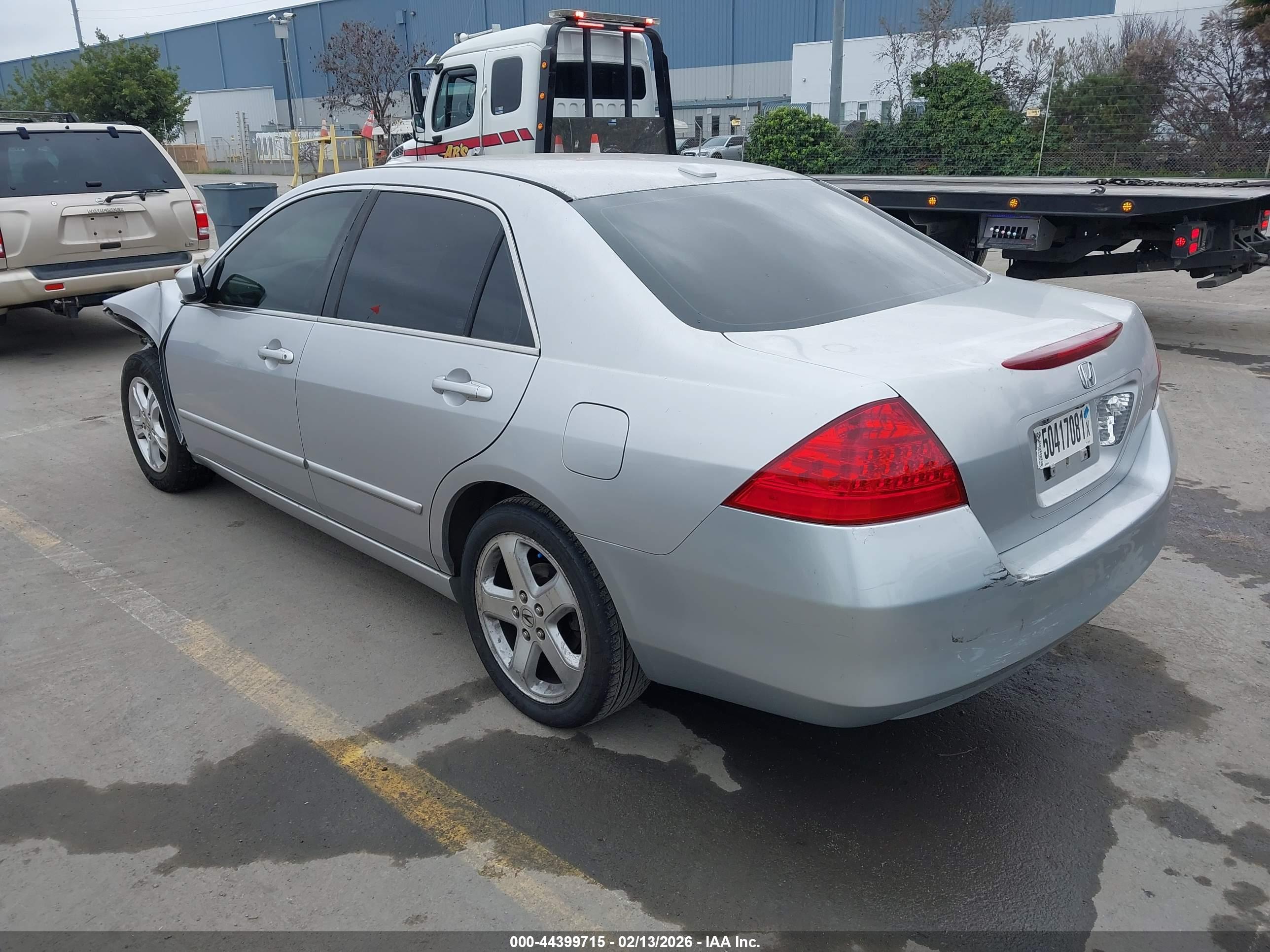 HONDA ACCORD image 3