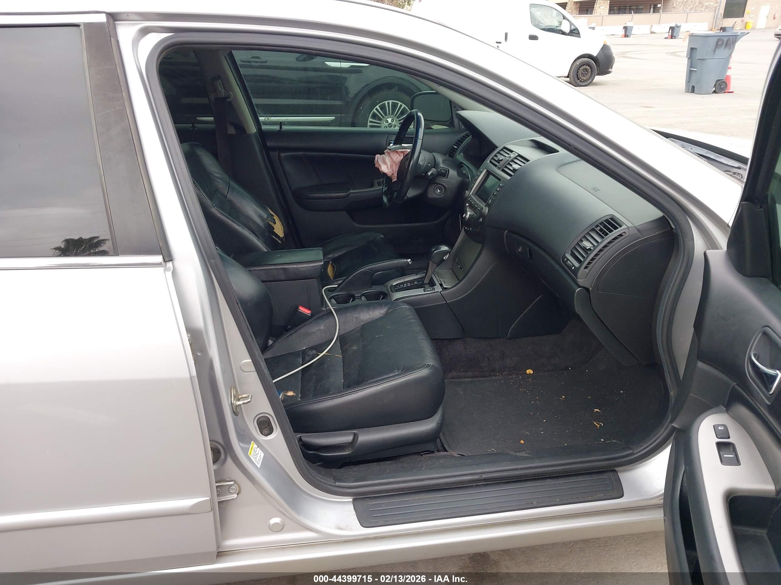 HONDA ACCORD image 5