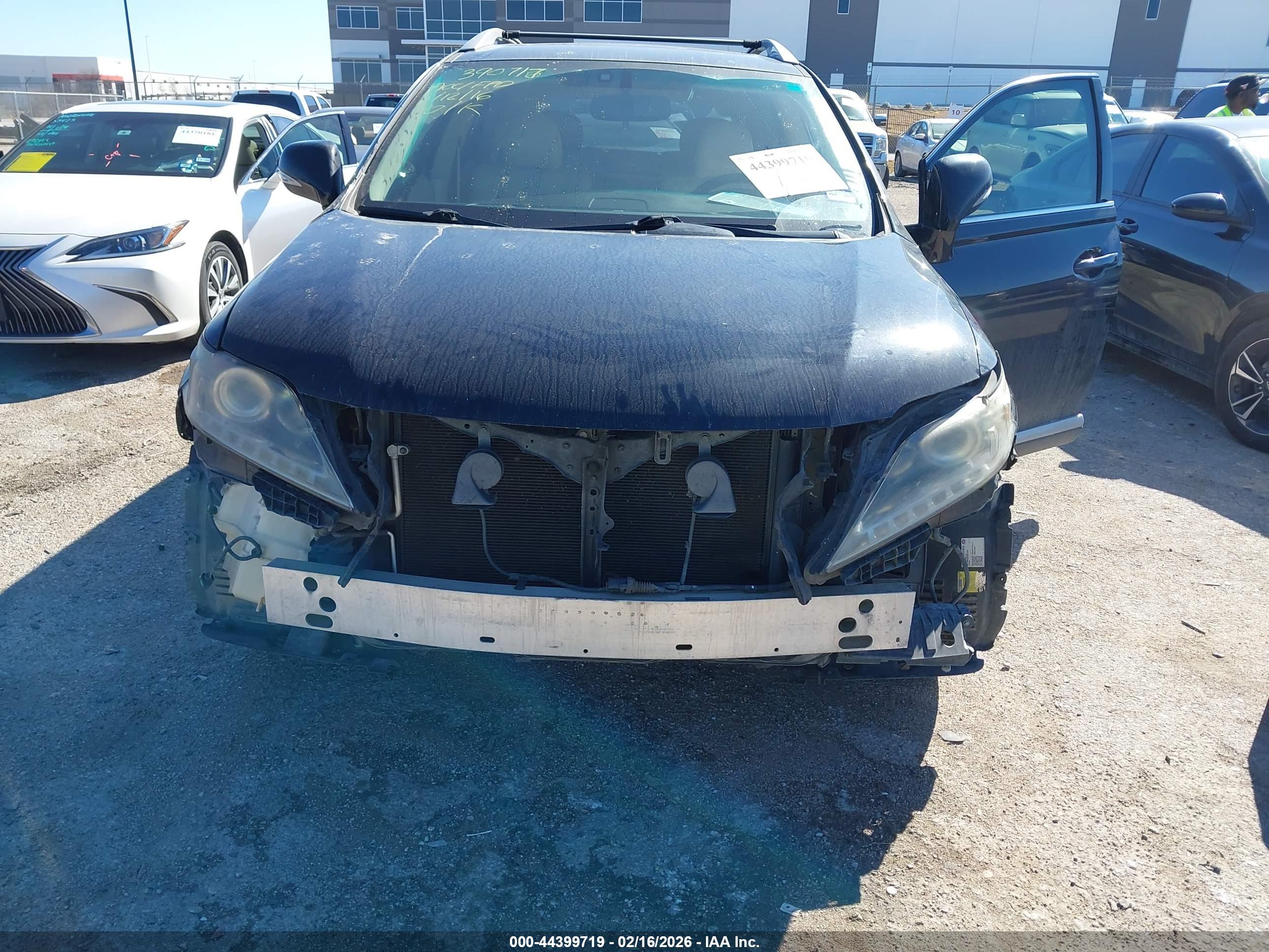 LEXUS RX image 6