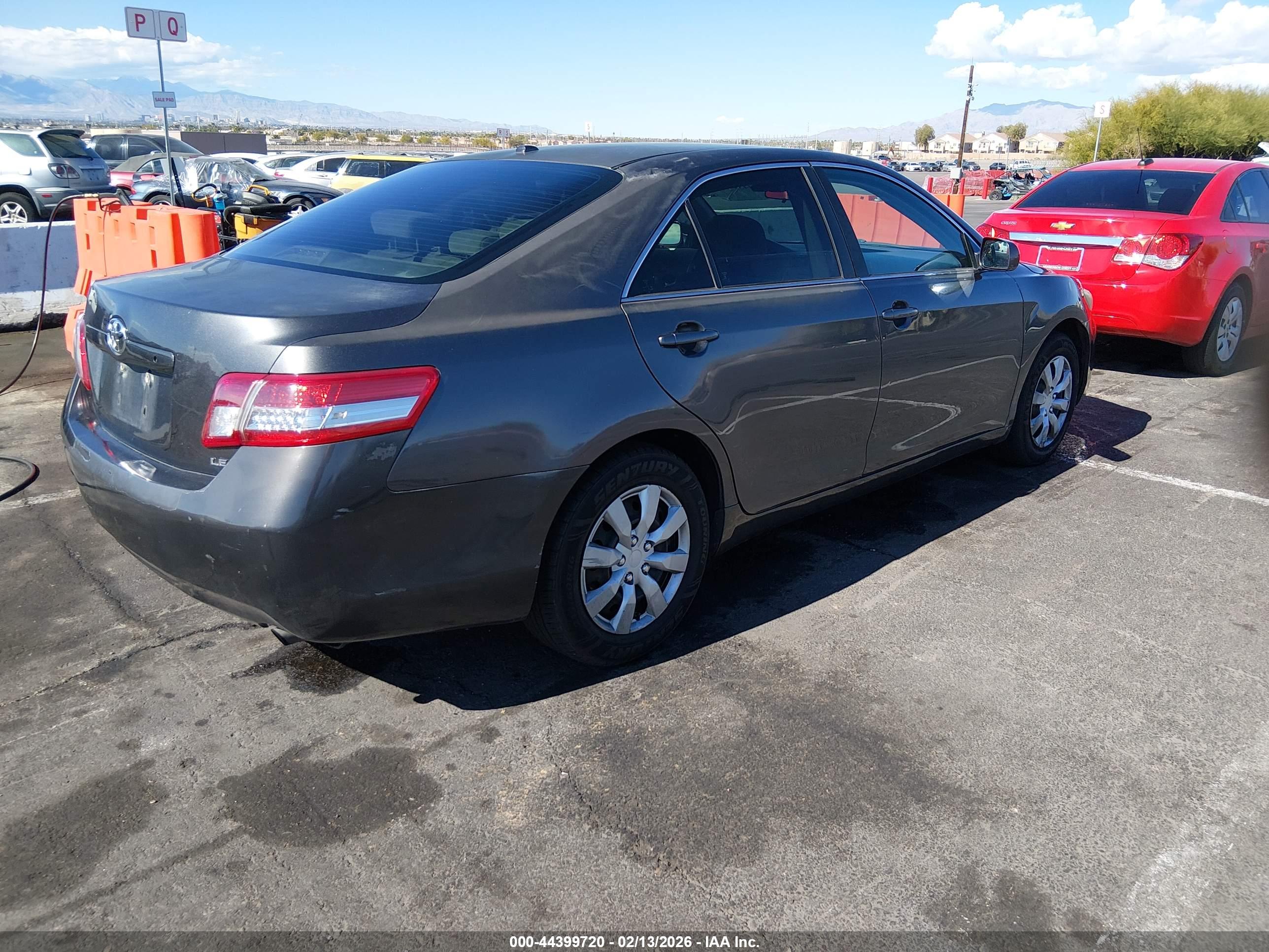 TOYOTA CAMRY image 4