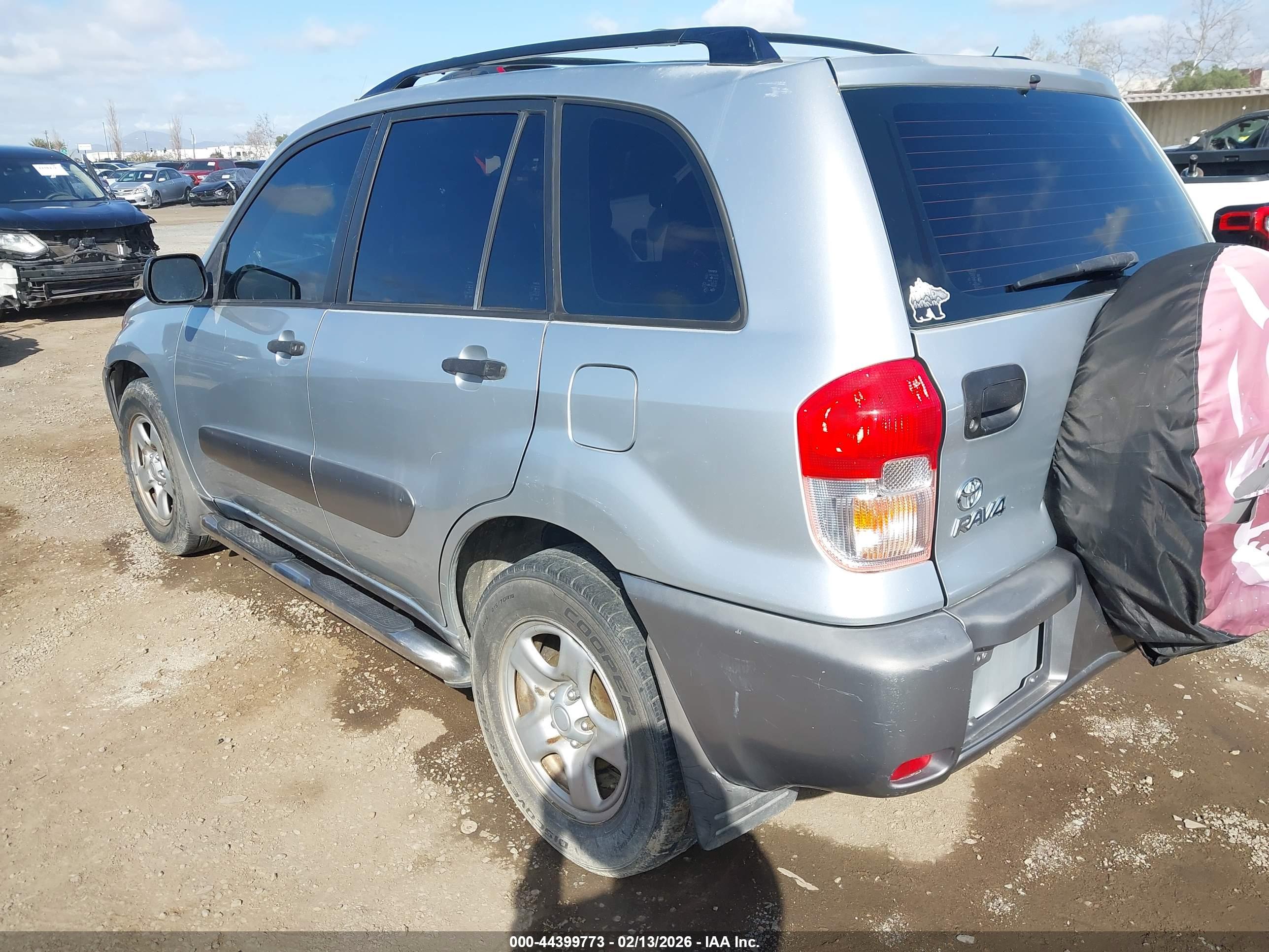 TOYOTA RAV4 image 3