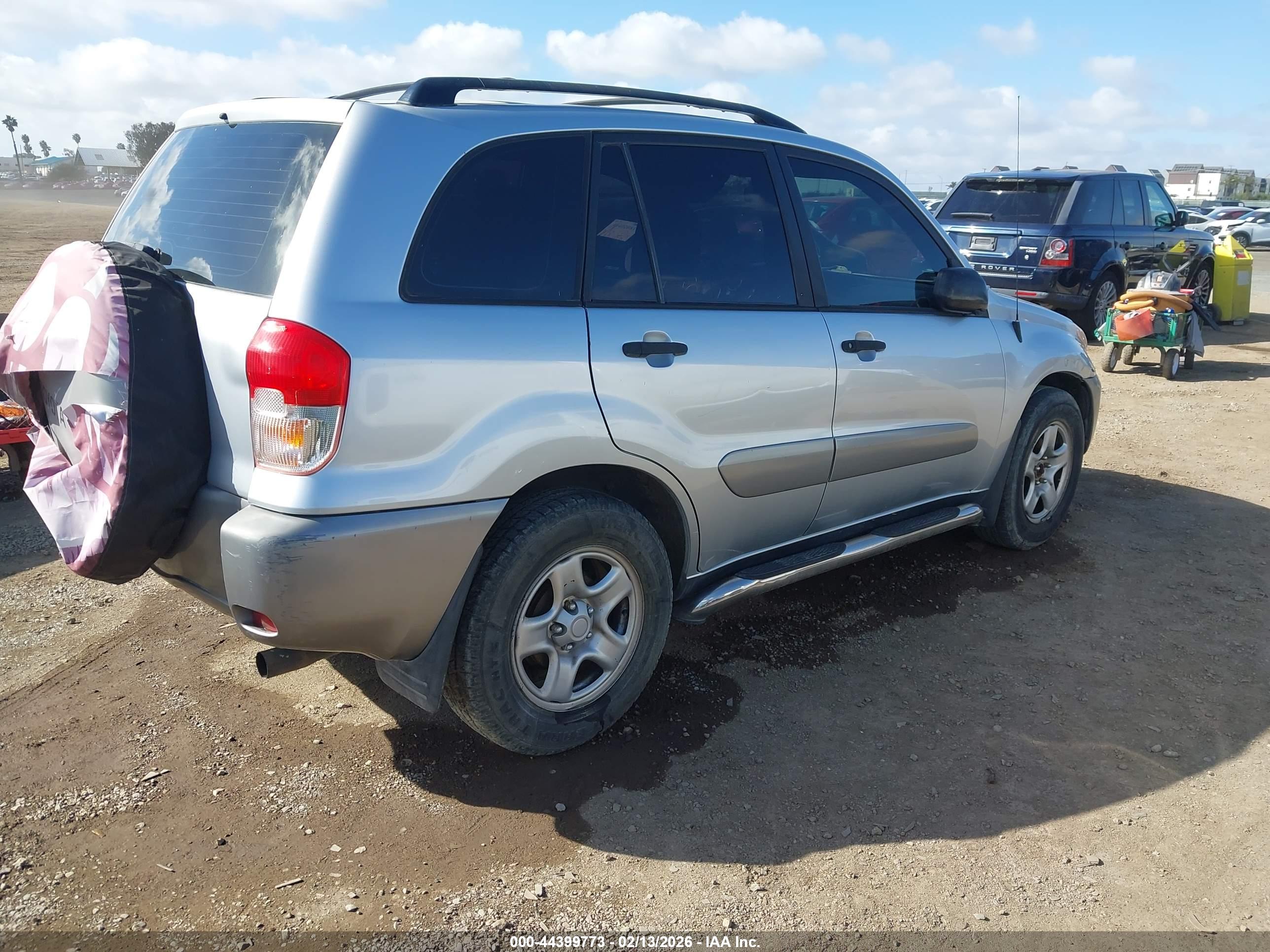TOYOTA RAV4 image 4