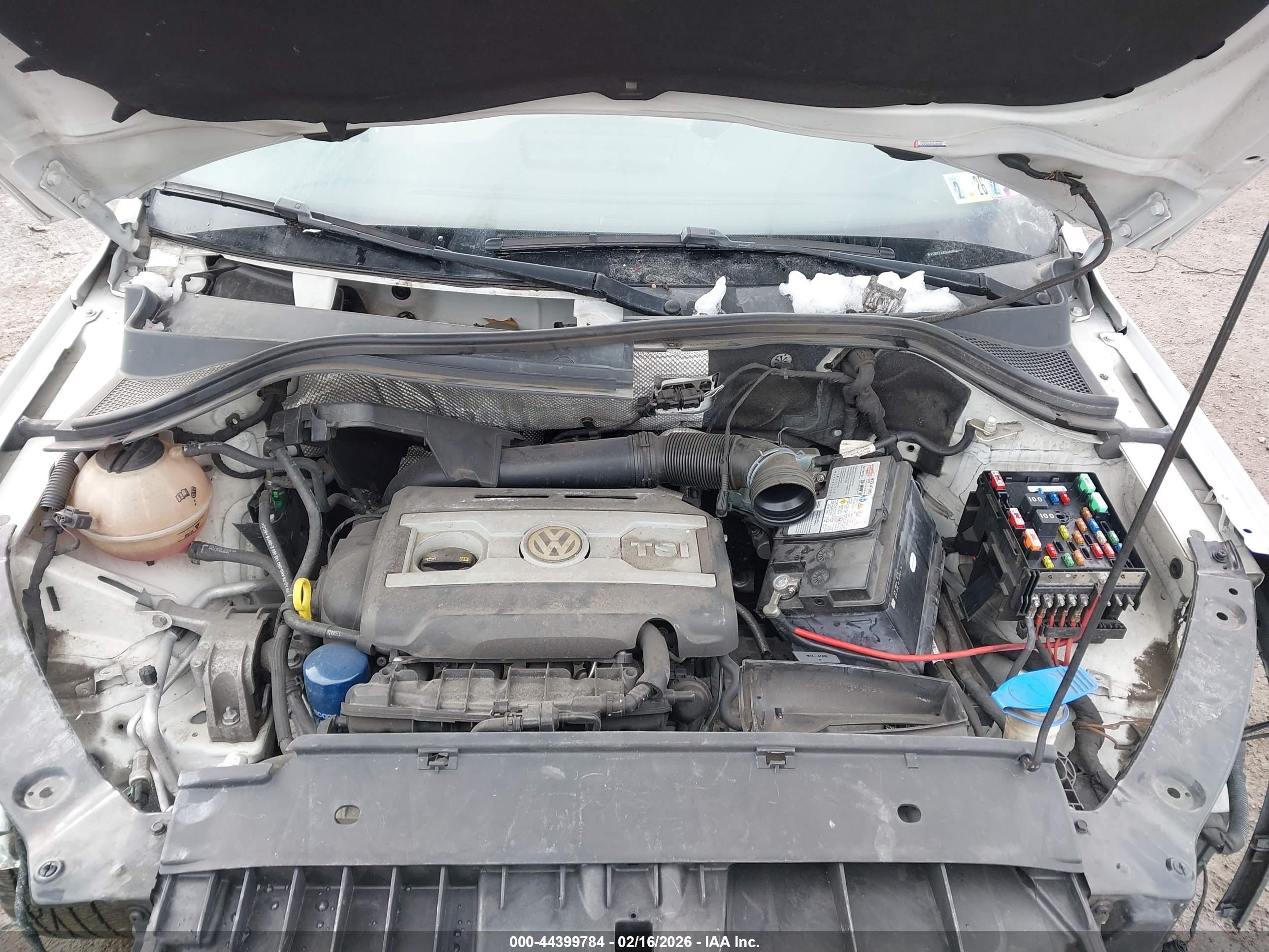 VOLKSWAGEN TIGUAN image 10