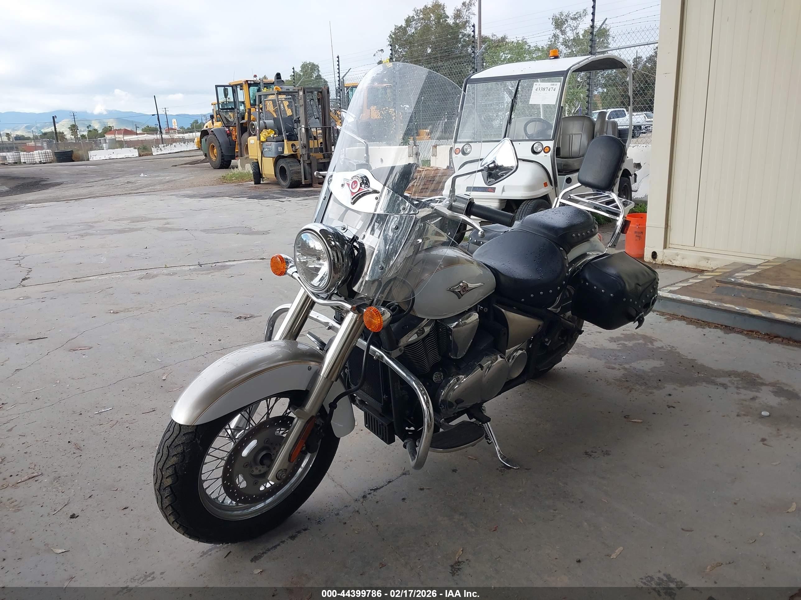 KAWASAKI VN900 image 2