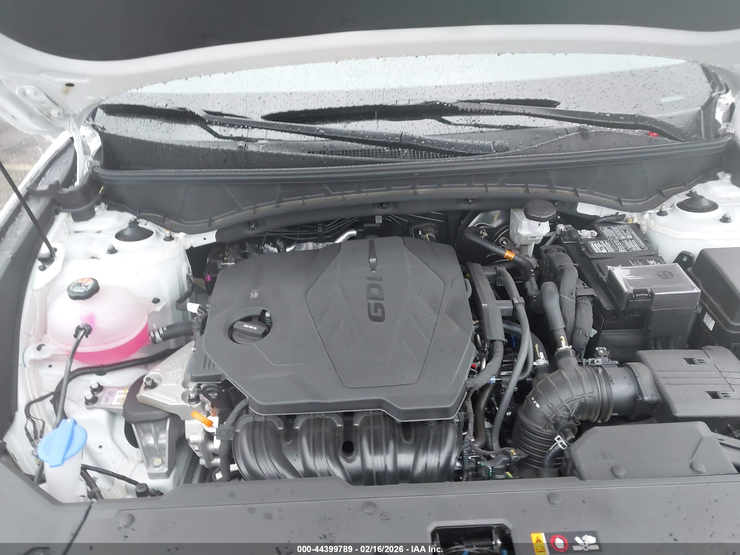 HYUNDAI TUCSON image 10