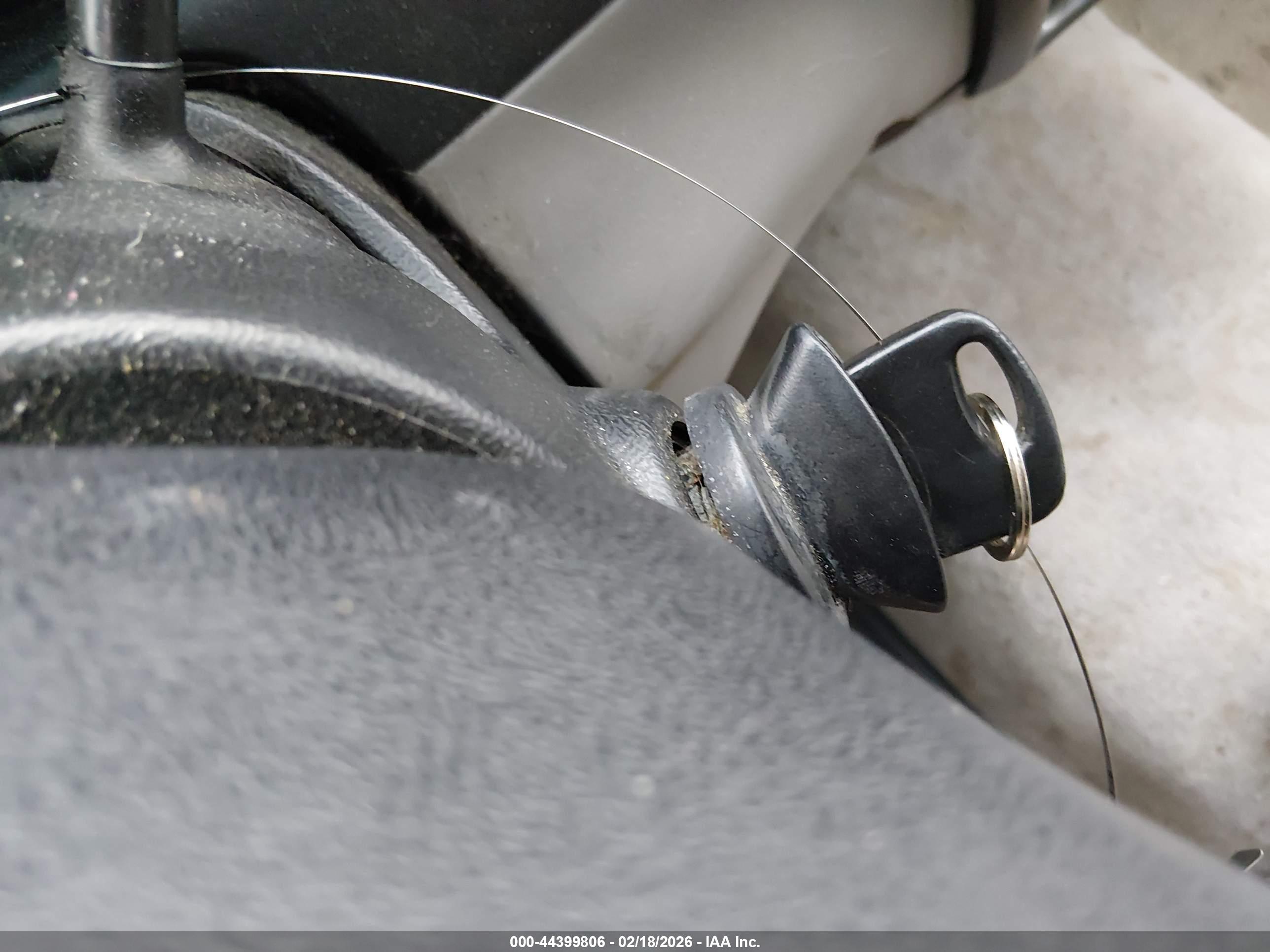 FORD EXPLORER image 11