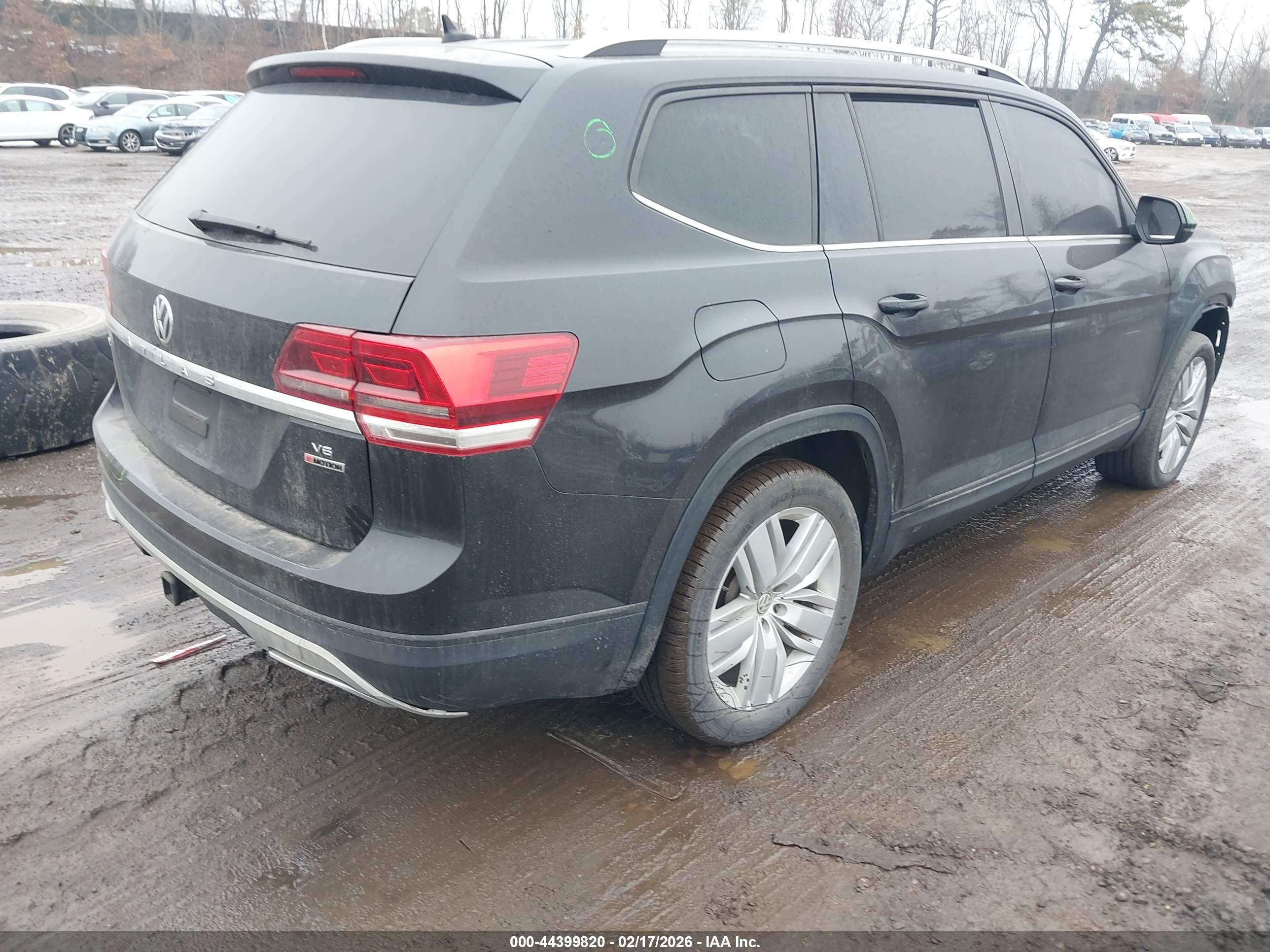 VOLKSWAGEN ATLAS image 4