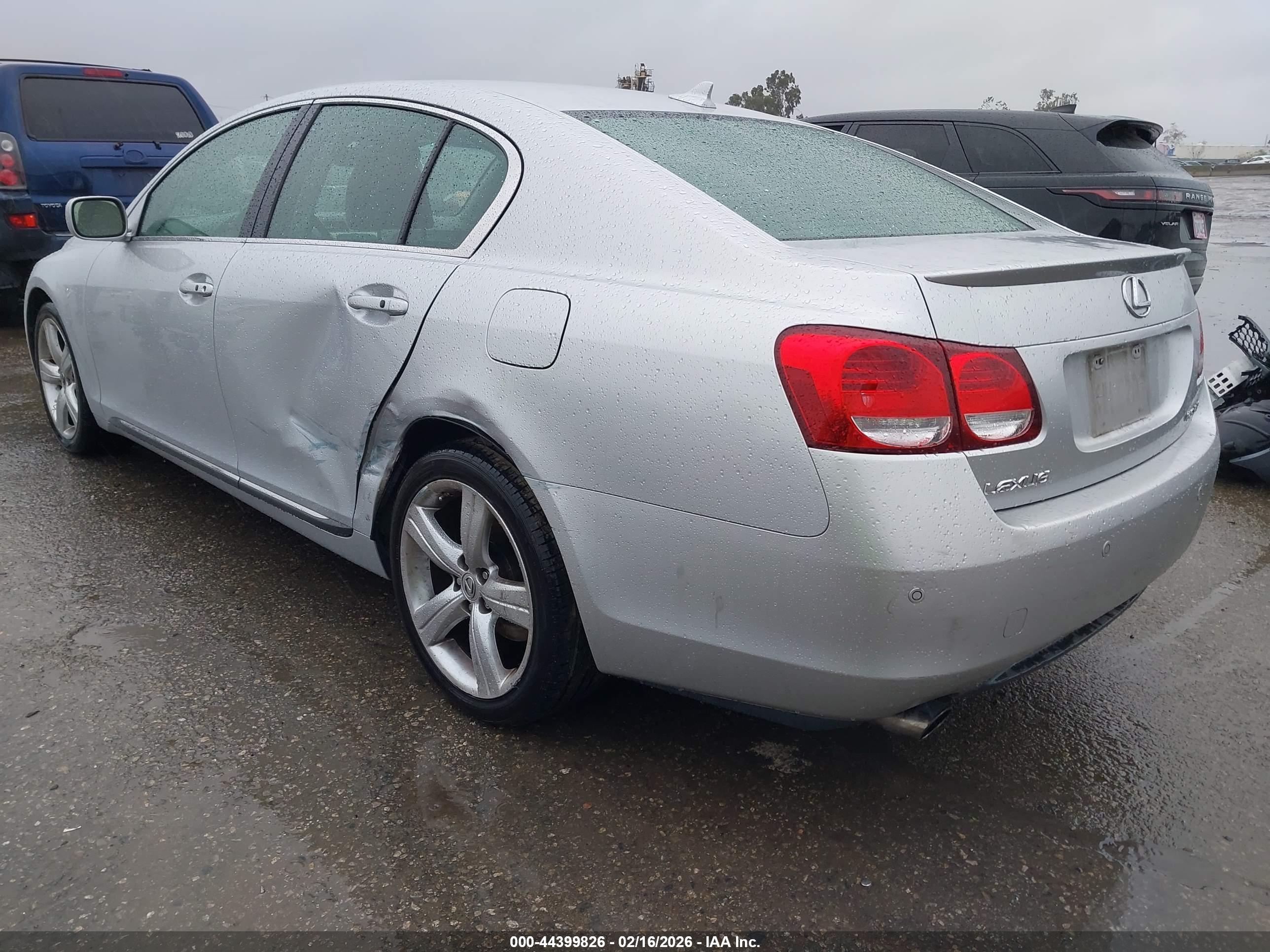 LEXUS GS image 3