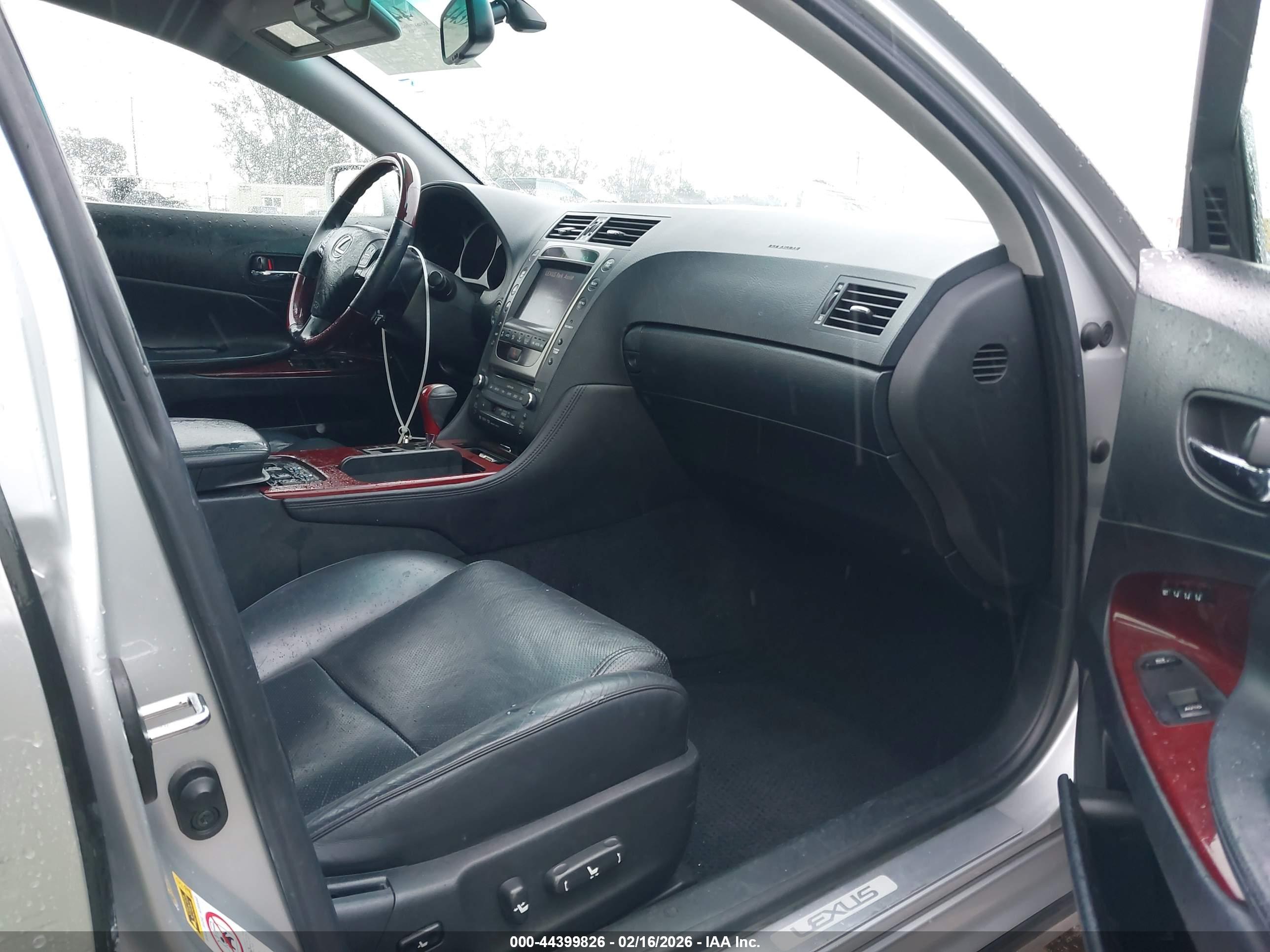 LEXUS GS image 5