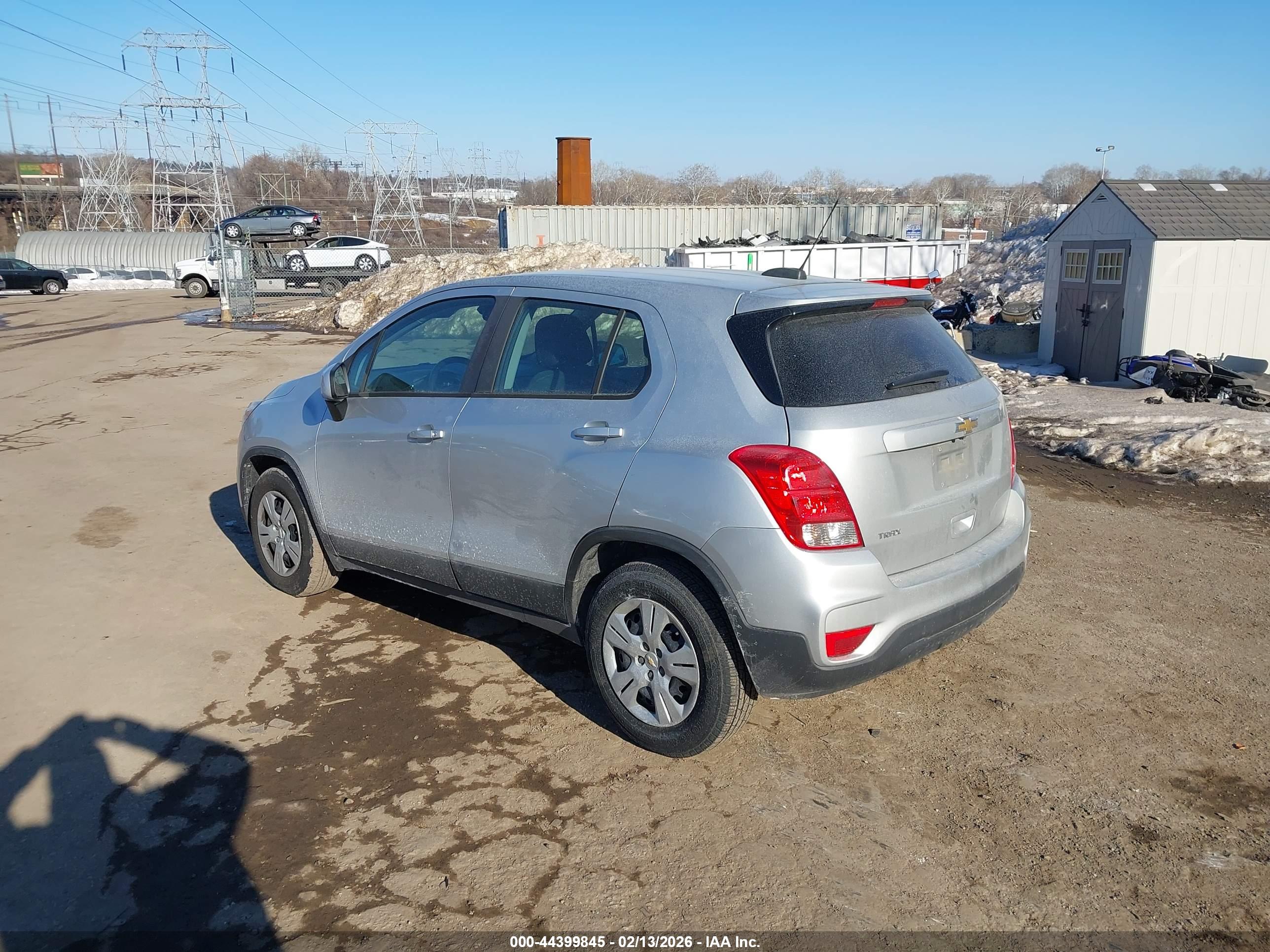 CHEVROLET TRAX image 3