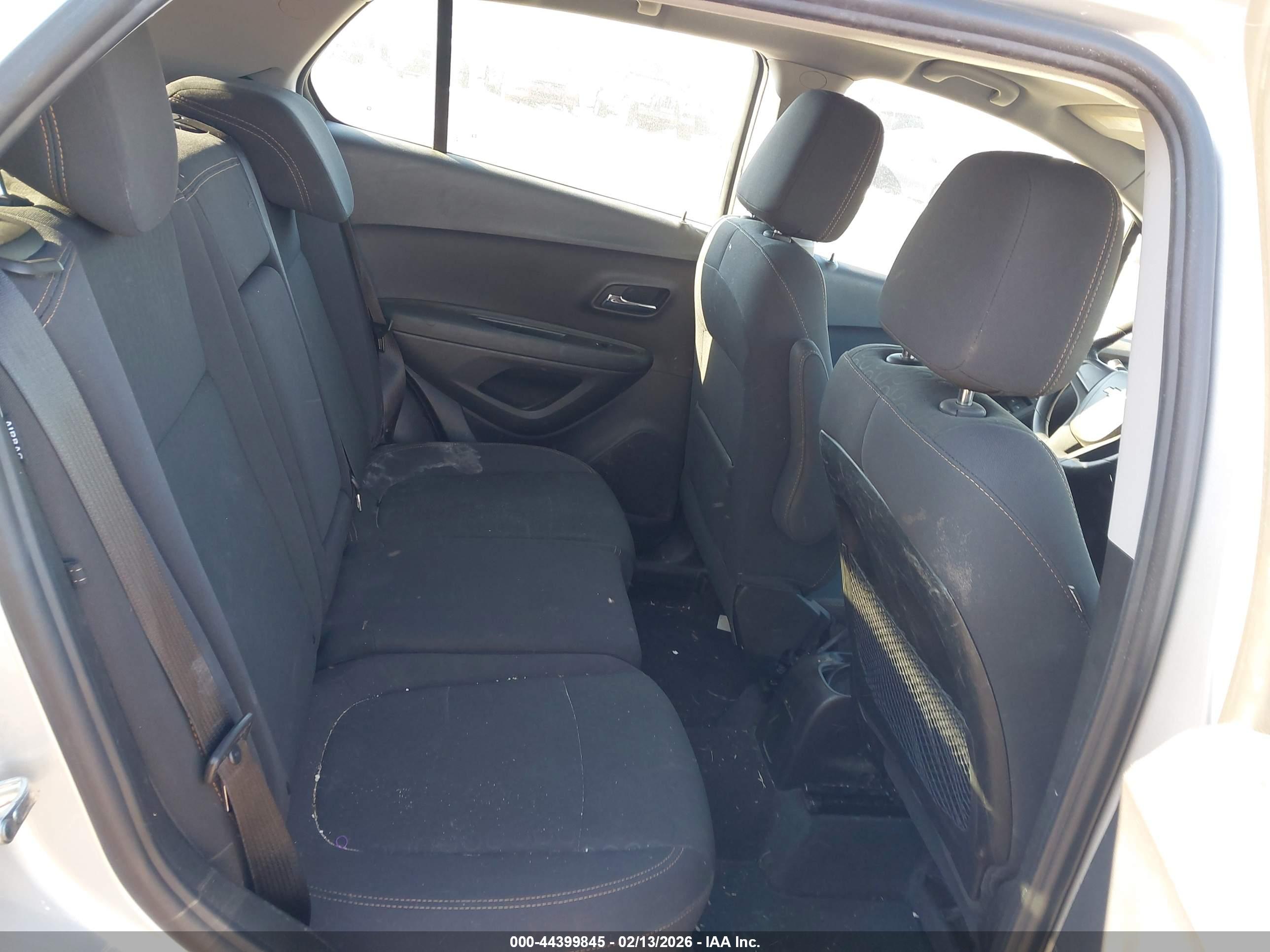 CHEVROLET TRAX image 8