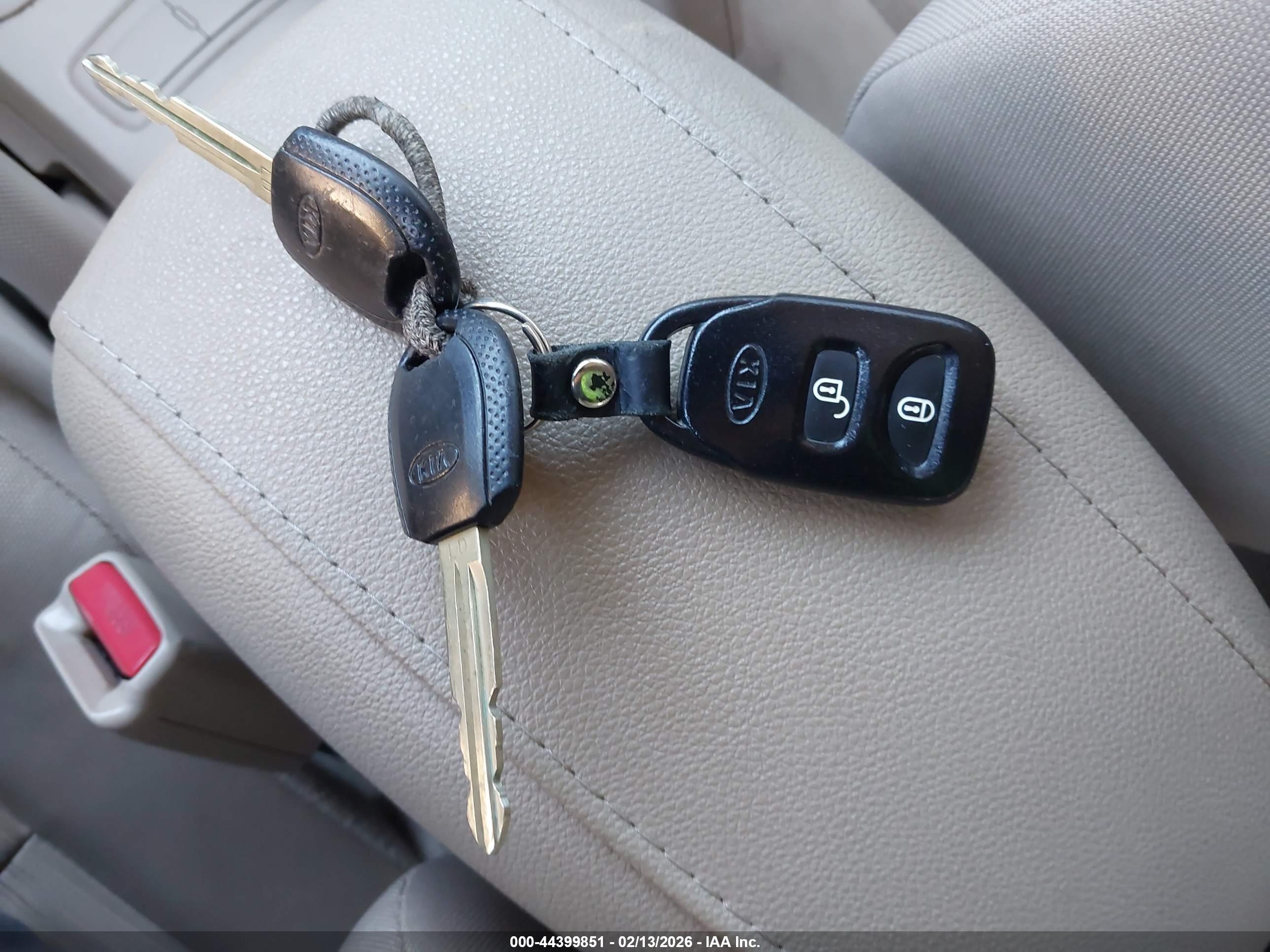 KIA SPORTAGE image 11