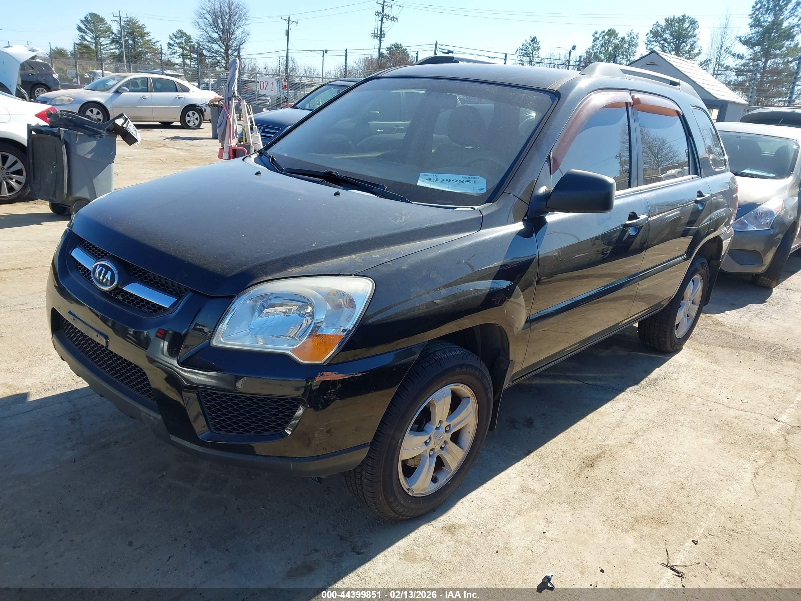 KIA SPORTAGE image 2