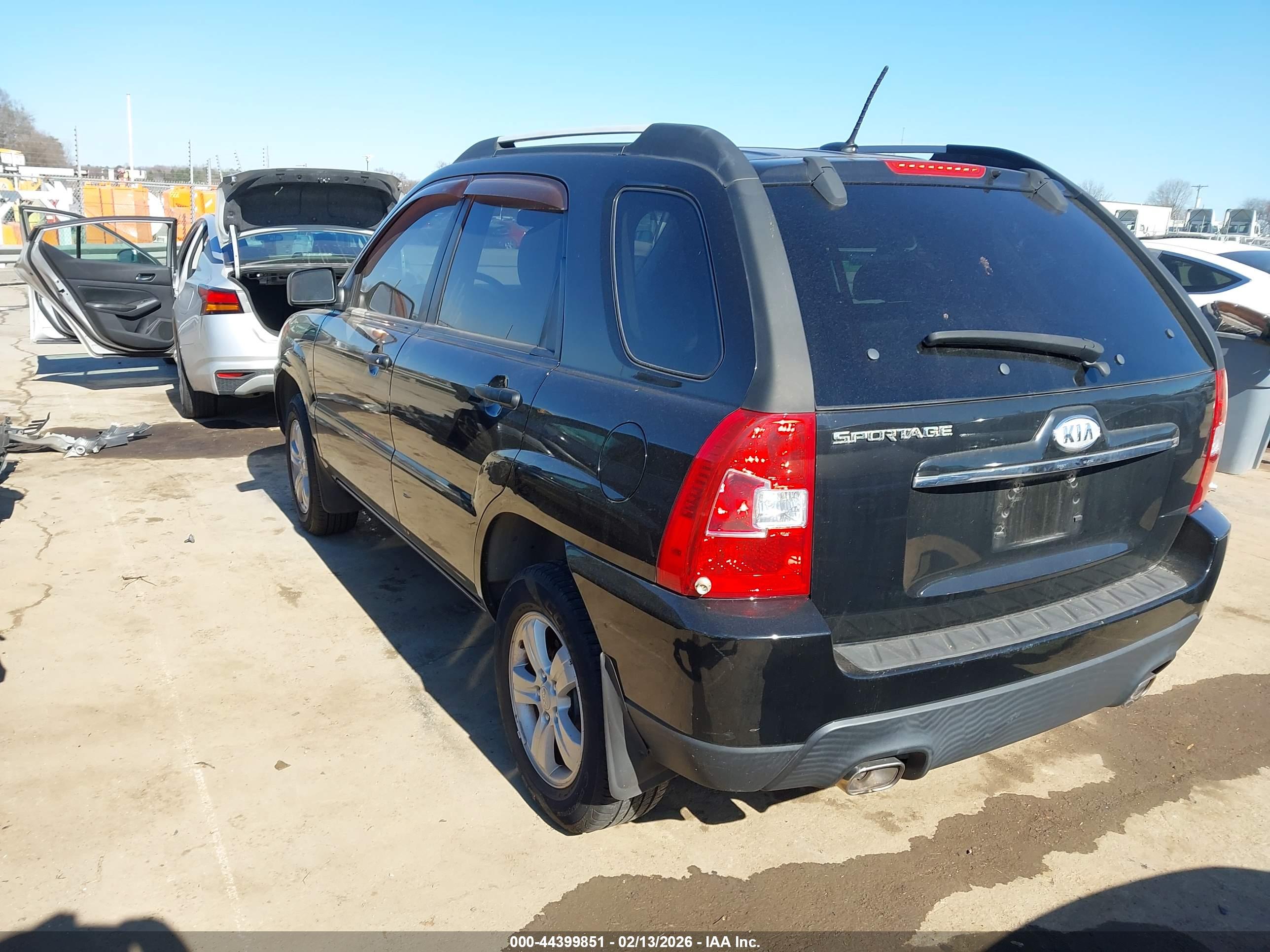 KIA SPORTAGE image 3