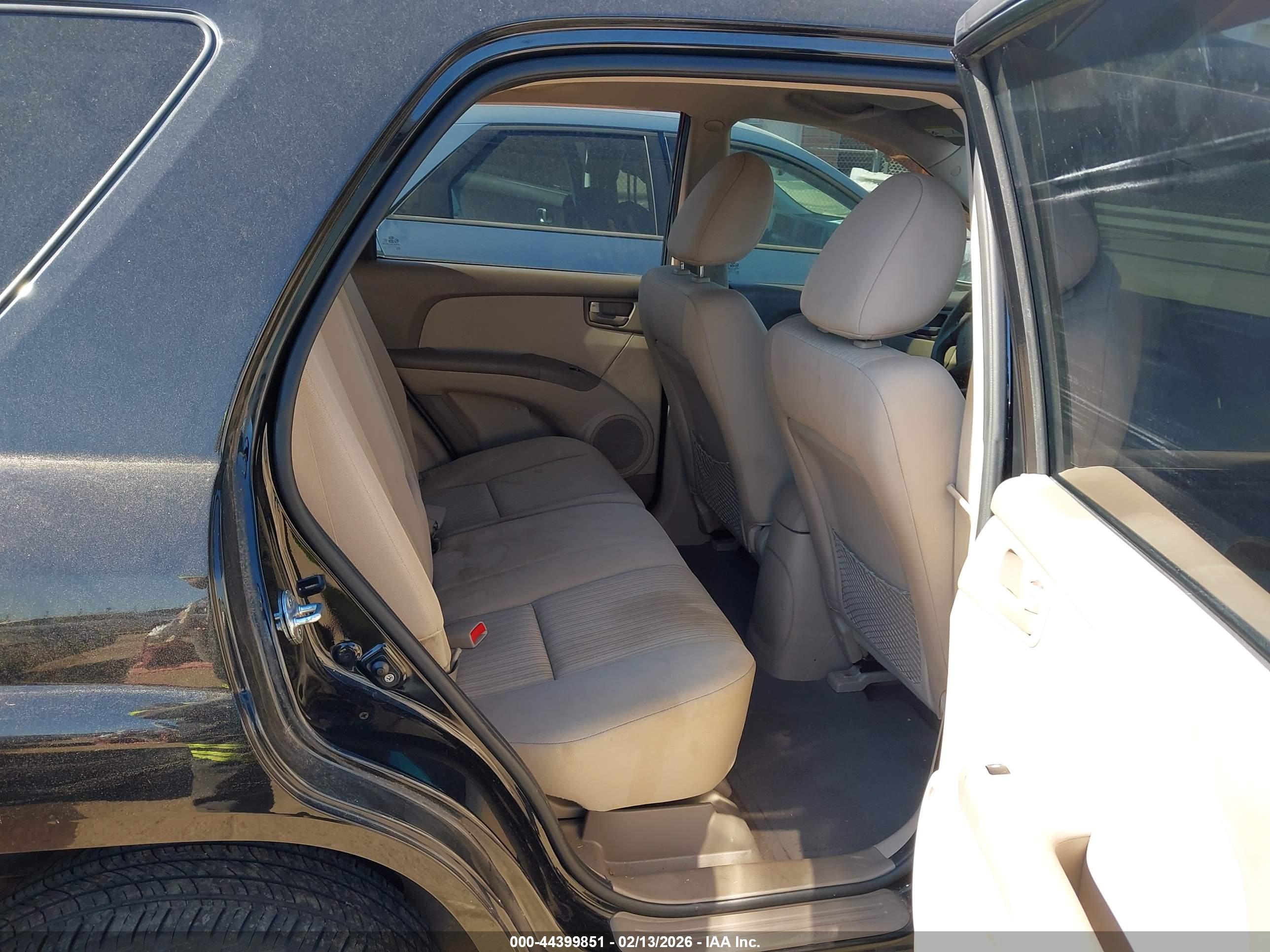 KIA SPORTAGE image 8