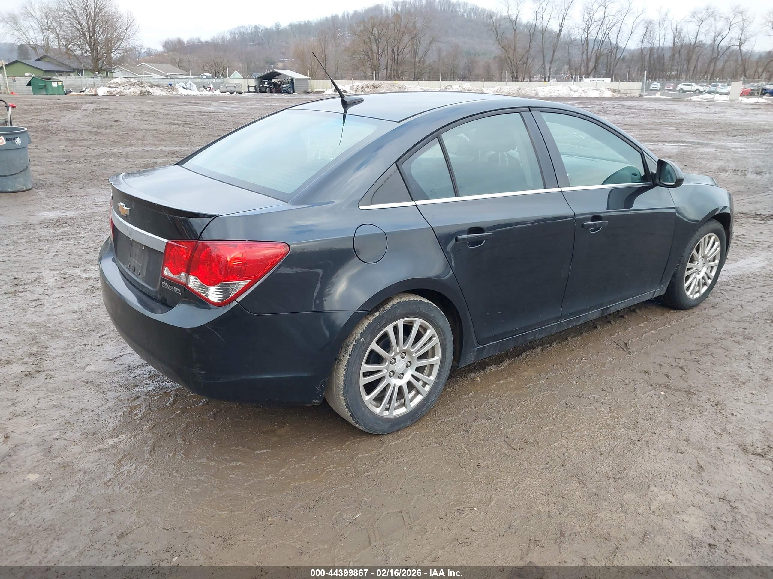CHEVROLET CRUZE image 4