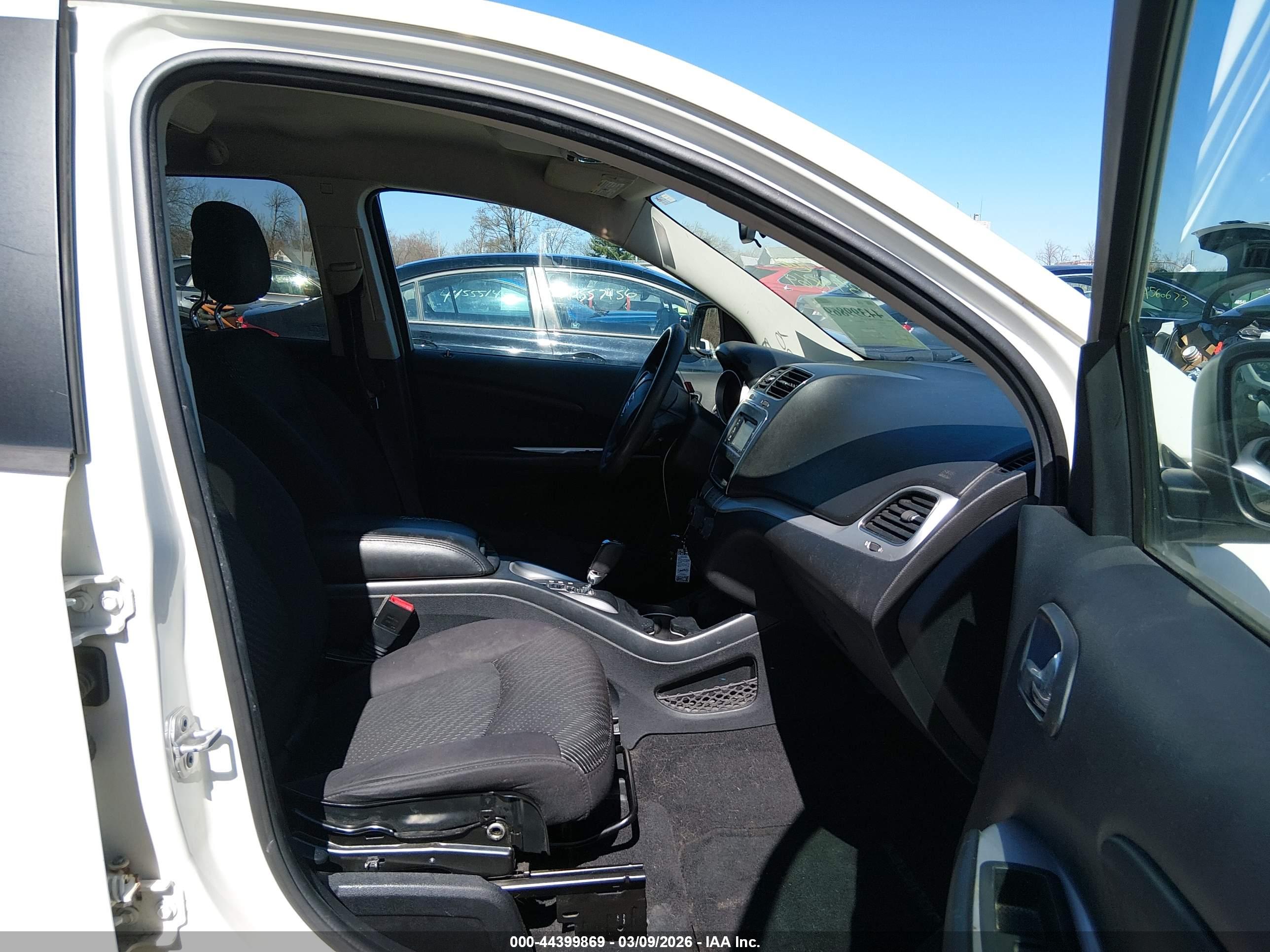 DODGE JOURNEY image 5